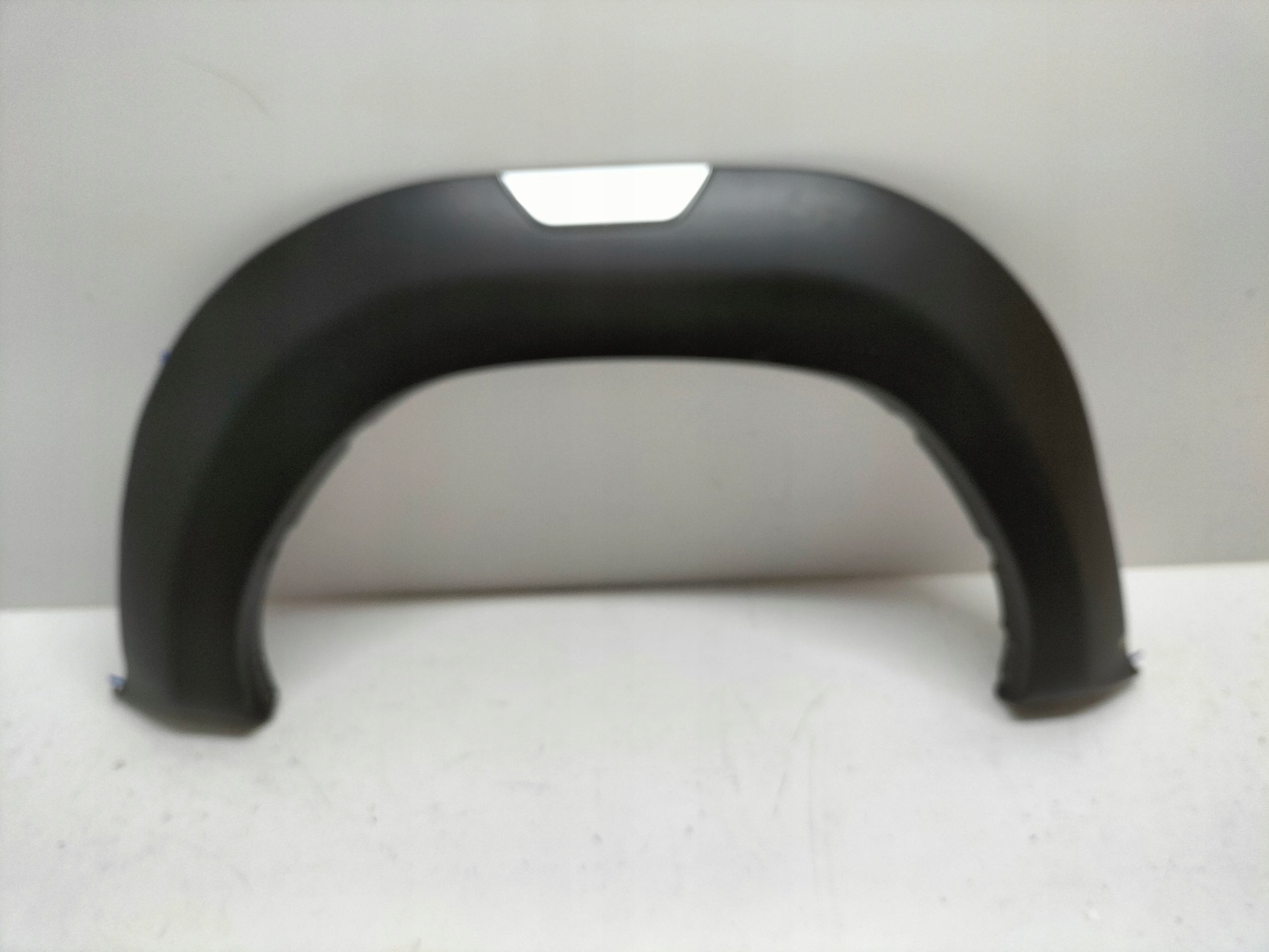 LIŠTA PRAVÉHO ZADNÉHO BLATNÍKA TOYOTA HILUX VIII LIFT 20-