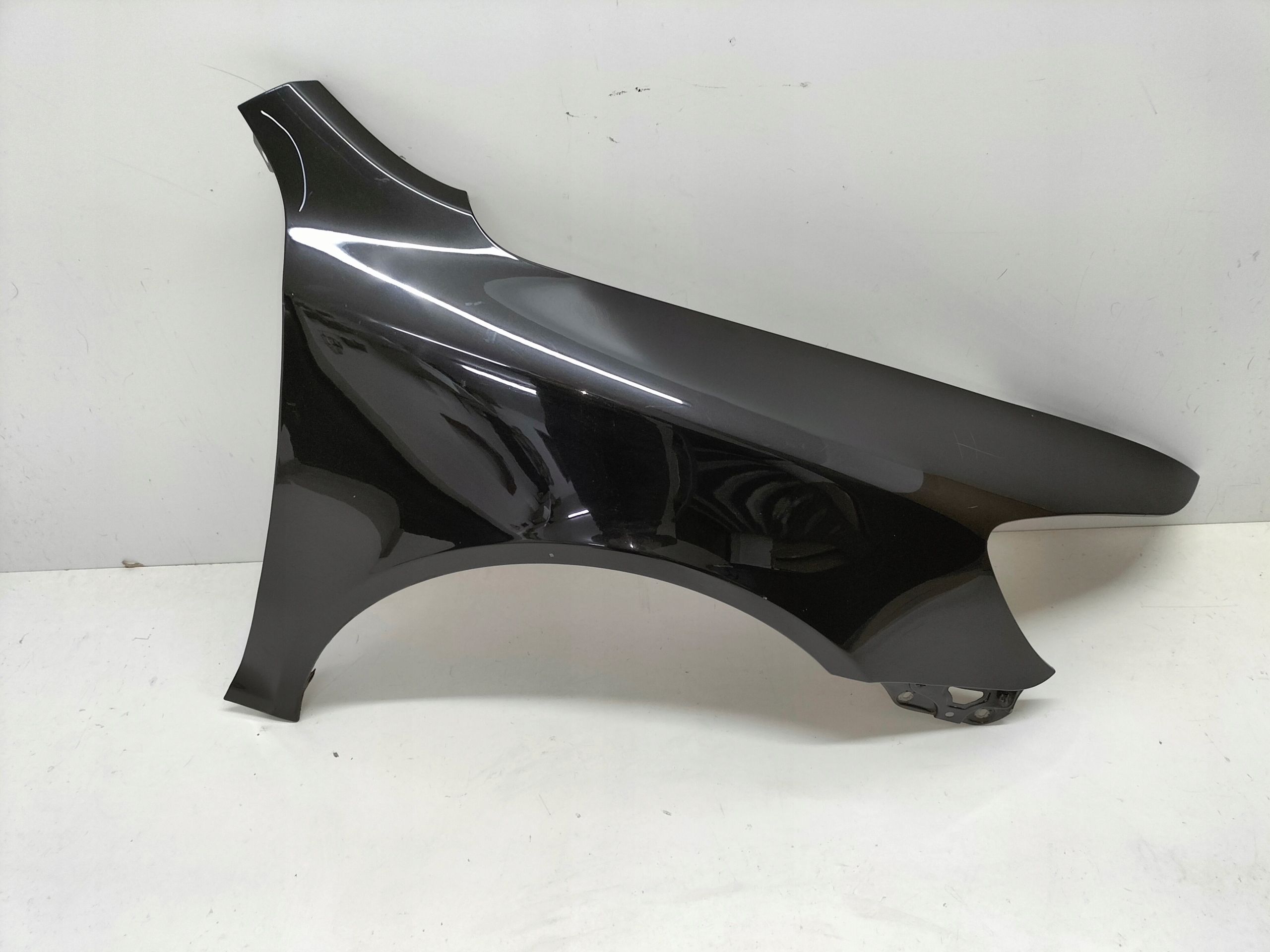 PRAVY PREDNY BLATNIK SKODA OCTAVIA II LIFT 08-13