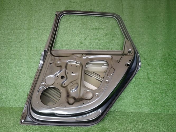 AUDI A4 B9 8W0 KOMBI LIFT 19- PRAVE ZADNE DVERE
