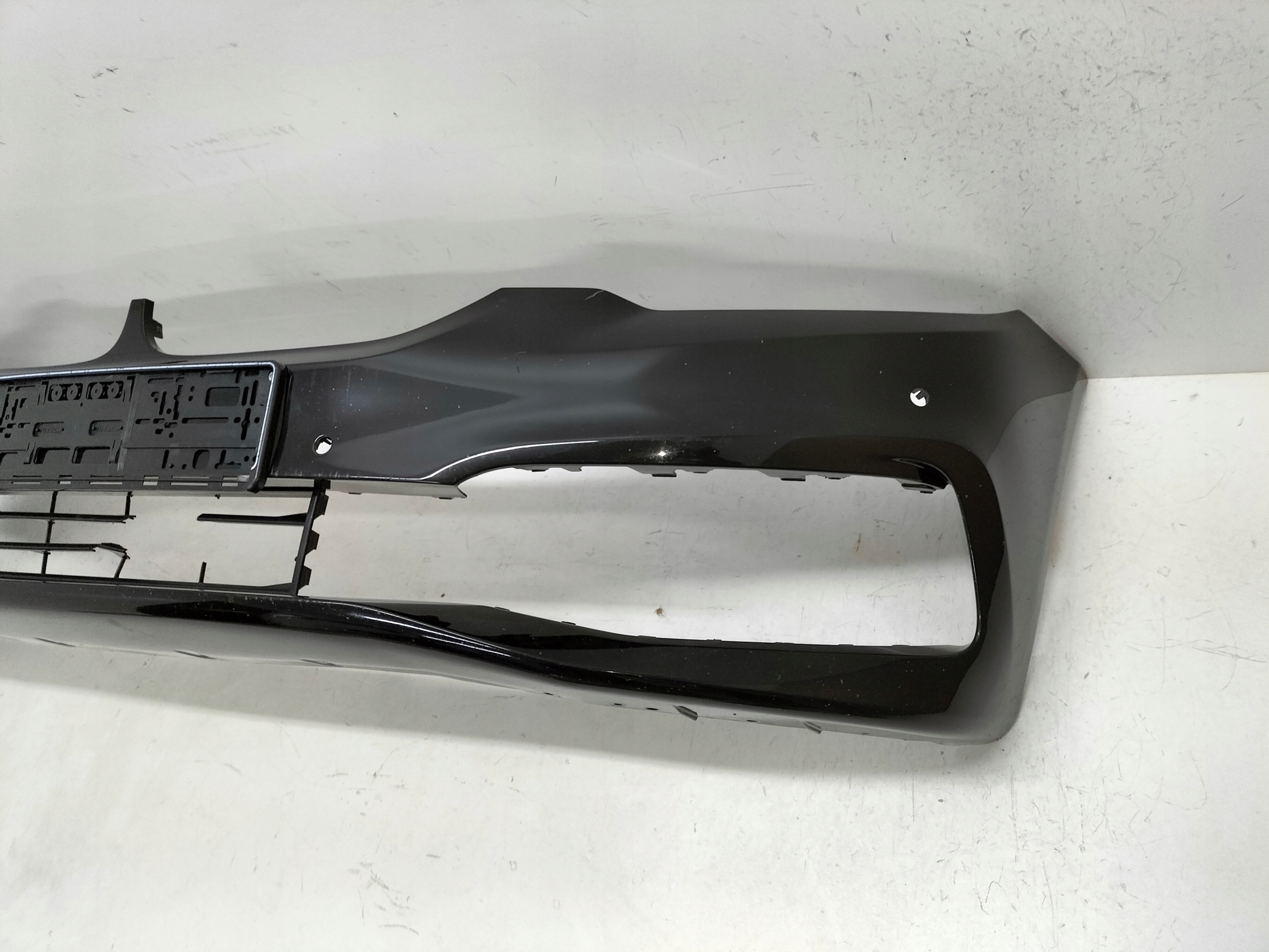 PREDNÝ NÁRAZNÍK BMW 5 G30 G31 17-20