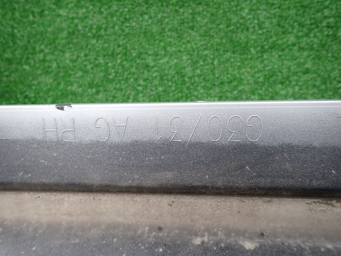 BMW G30 G31 5 17- PRAVA PRAHOVA LISTA