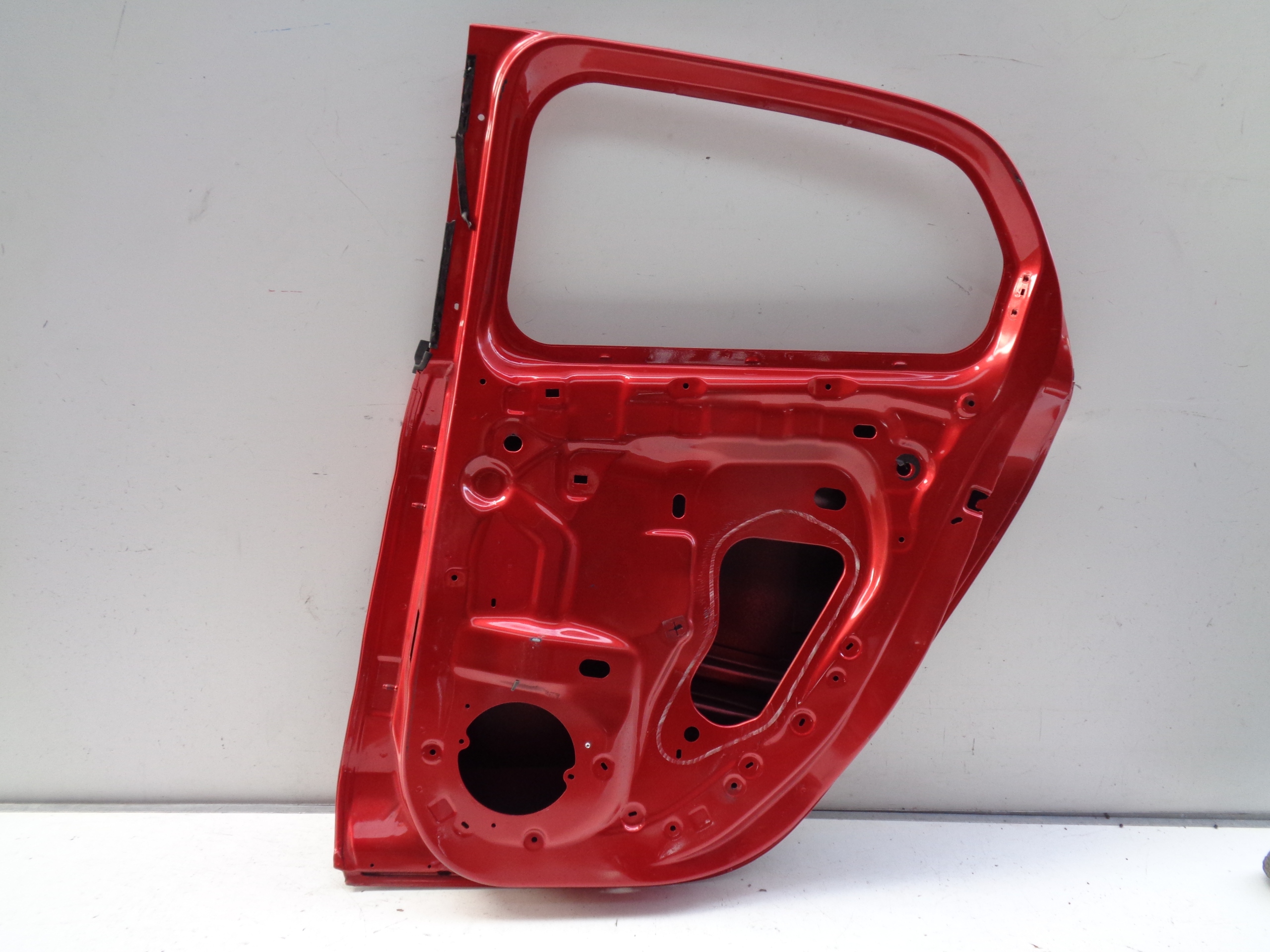 PRAVE ZADNE DVERE SMART FORFOUR W453 14- NR 37166