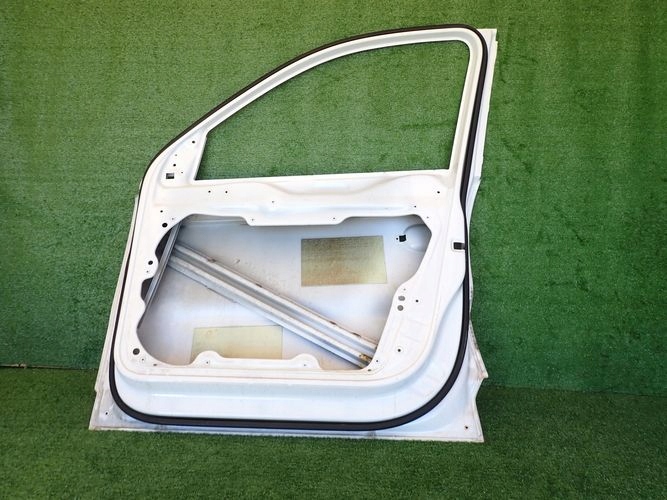 VW TIGUAN I 5N0 08-15 PRAVE PREDNE DVERE