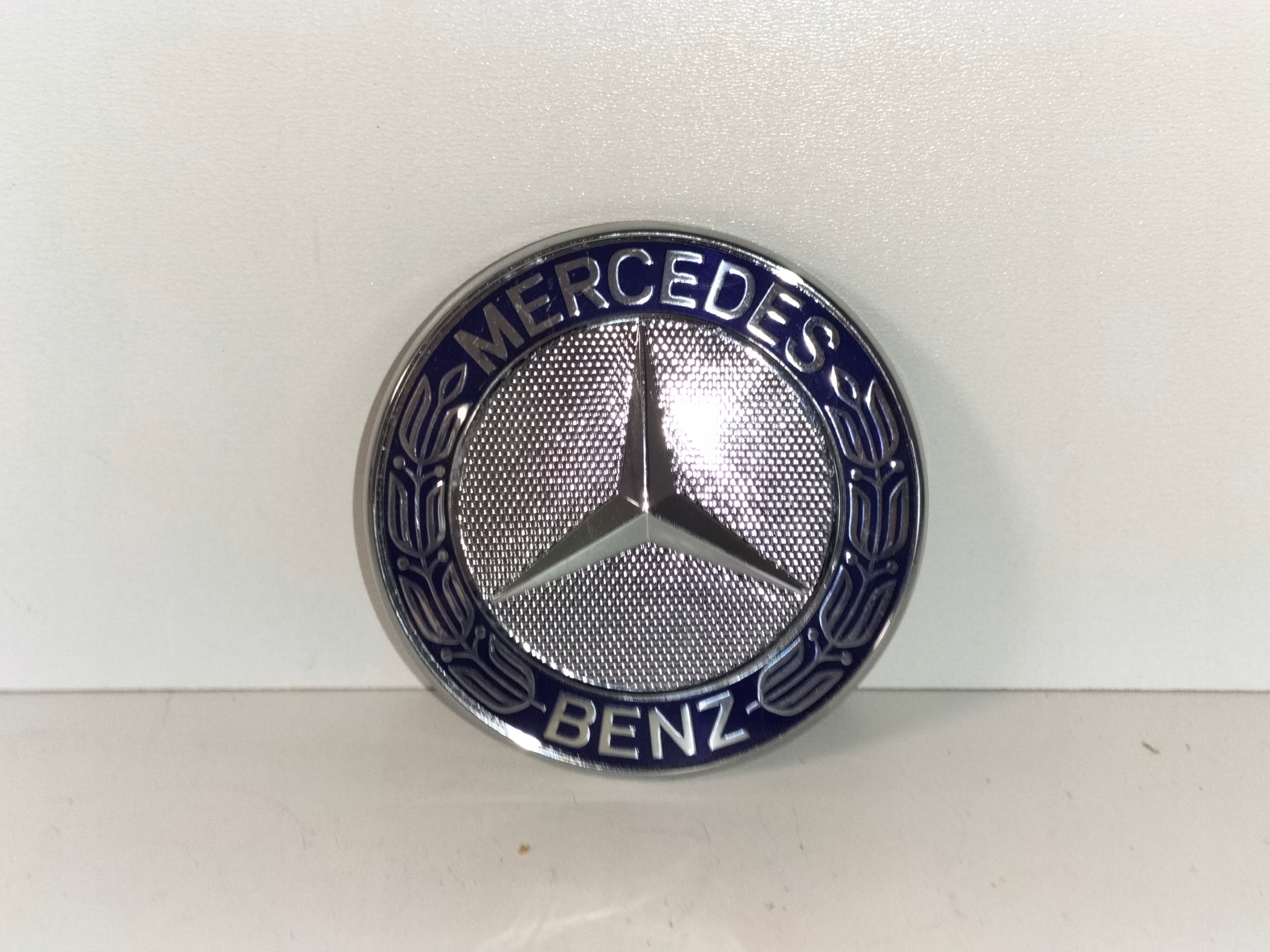 ZNAK EMBLEM LOGO ZNAK KAPOTY MERCEDES ATEGO ACTROS