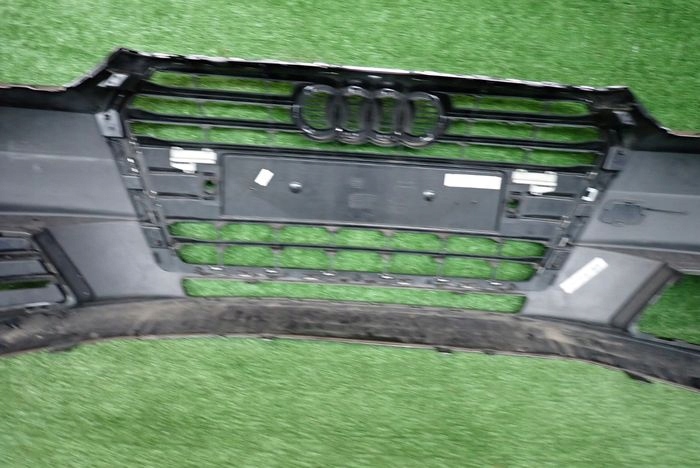 AUDI A4 B9 15-19 PREDNÝ NÁRAZNÍK