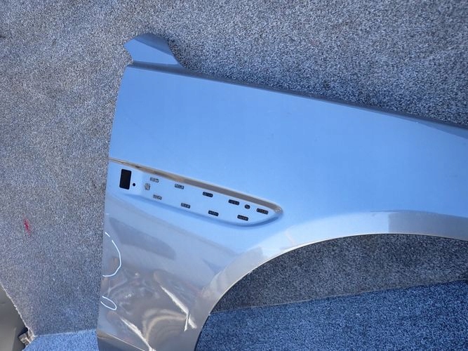 JAGUAR XF II 16- PRAVY PREDNY BLATNIK