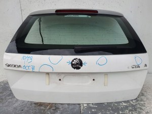 Skoda Octavia III 3 kombi ZADNA KAPOTA Skoda Octavia III 3 kombi ZADNA KAPOTA