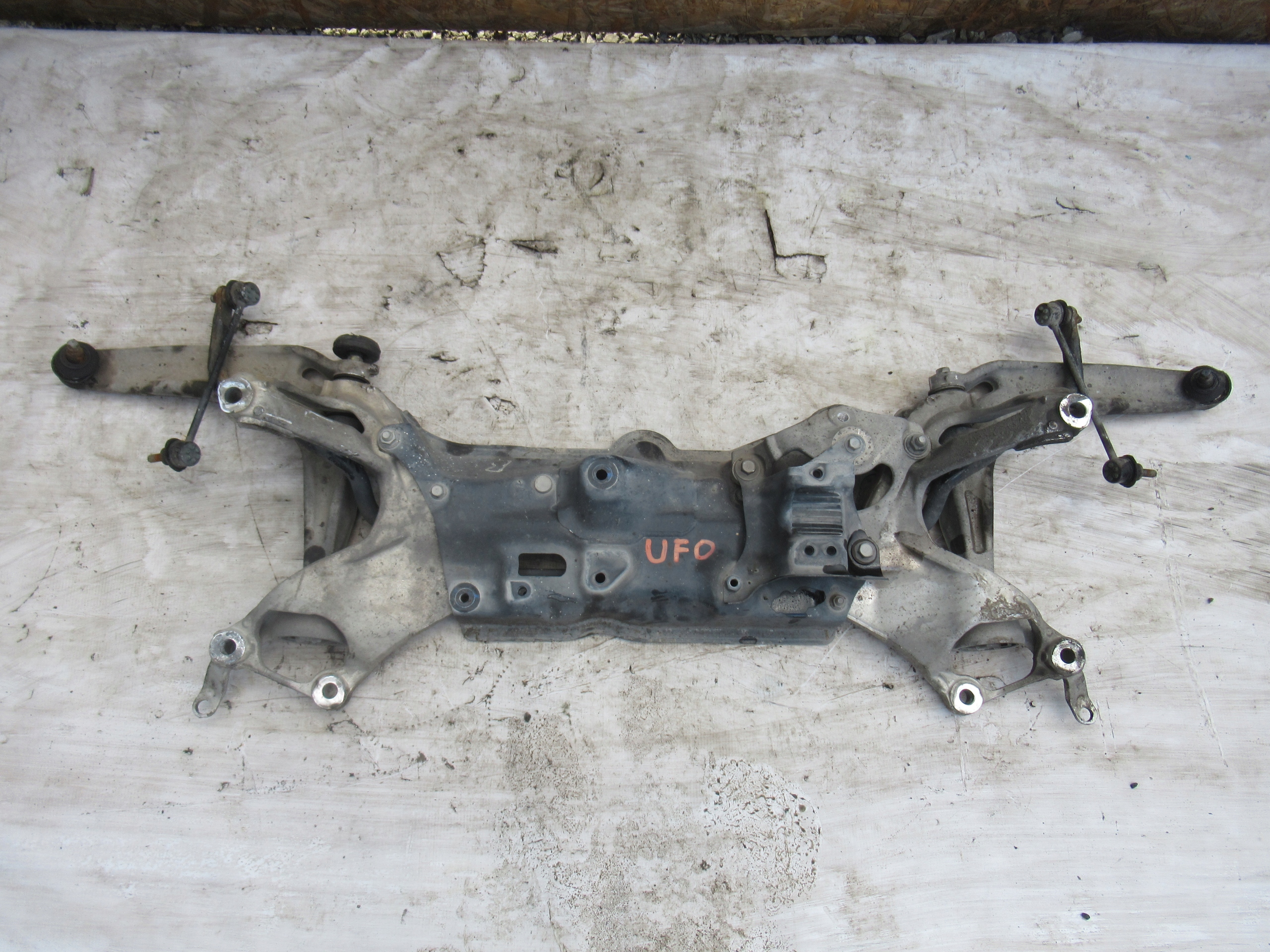 NÁPRAVA HONDA CIVIC UFO