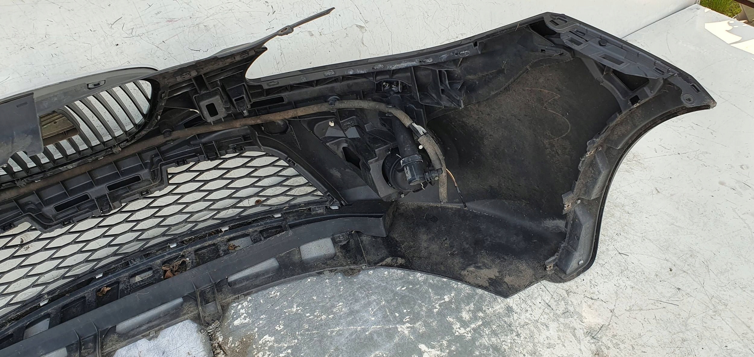 SEAT ALTEA FREETRACK PREDNÝ NÁRAZNÍK 5P8807217