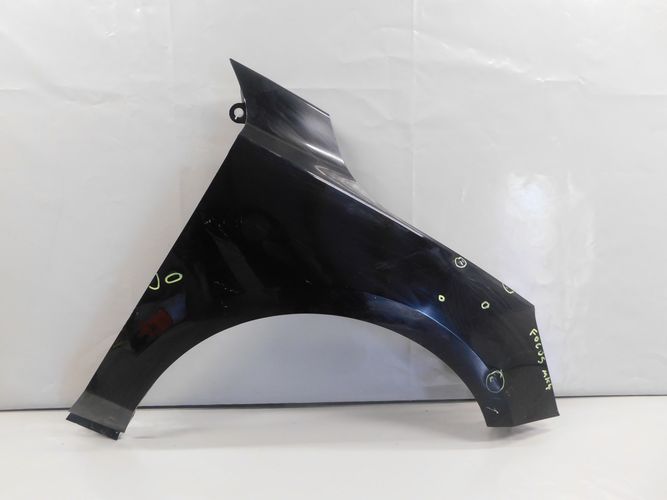 FORD FOCUS MK4 IV 18- PRAVY PREDNY BLATNIK