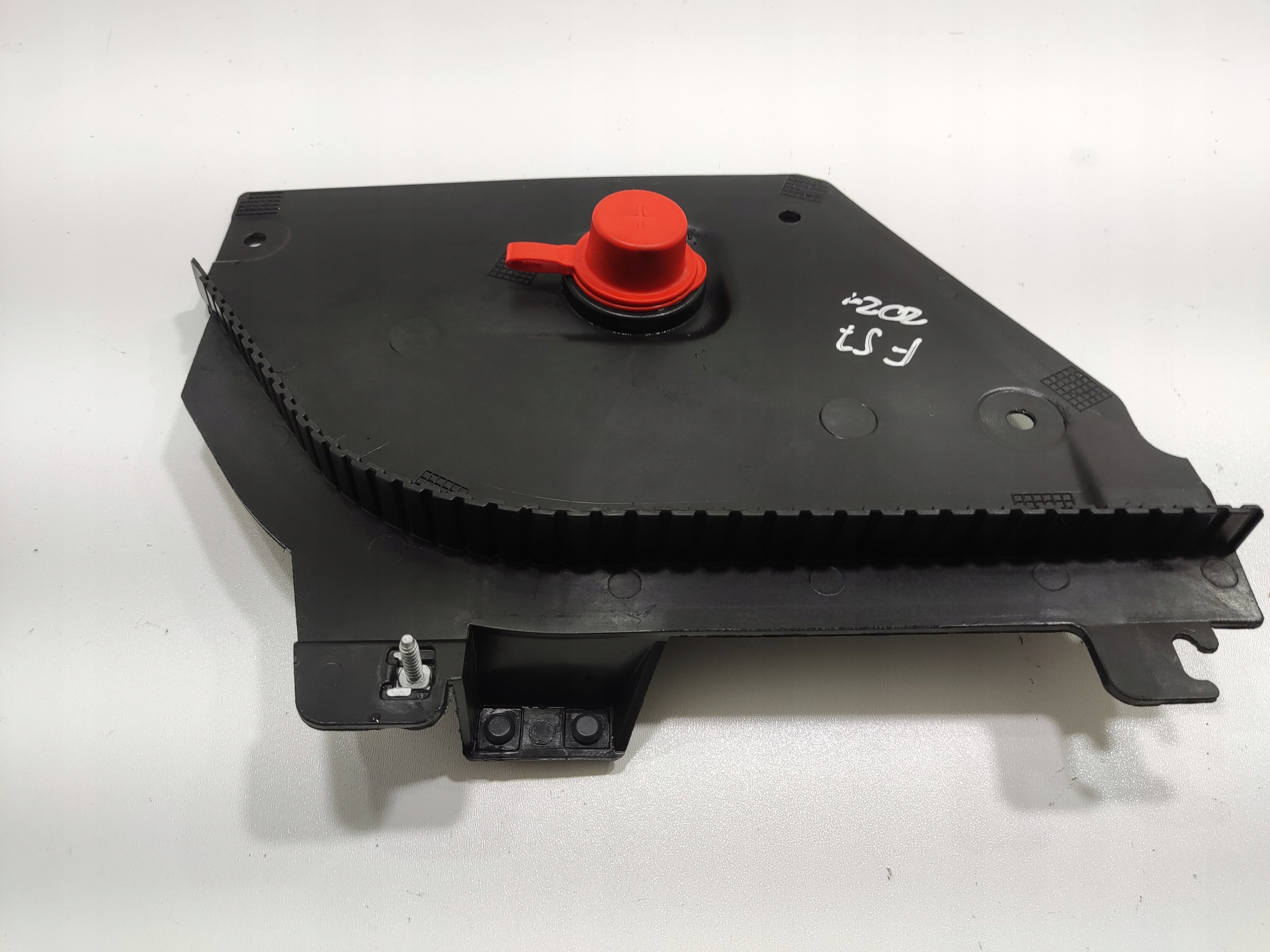 VEKO KRYT AUTOBATERIE MINI F55 F56 F57 2018-2021 7317737