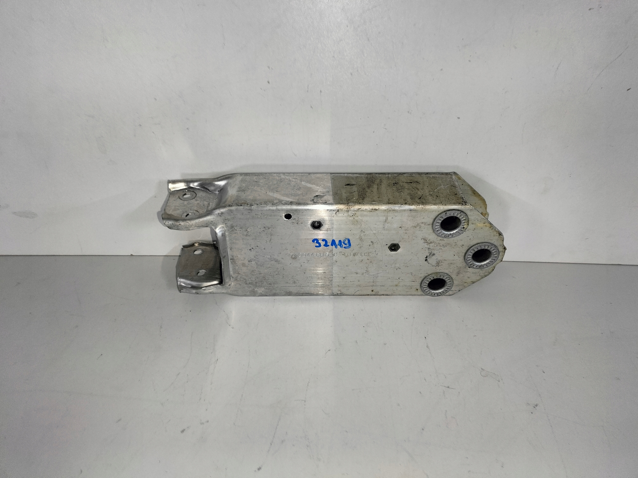 ĽAVÝ PREDNÝ ABSORBER NÁRAZU BMW 5 F07 09- GT GRAN TOURISMO