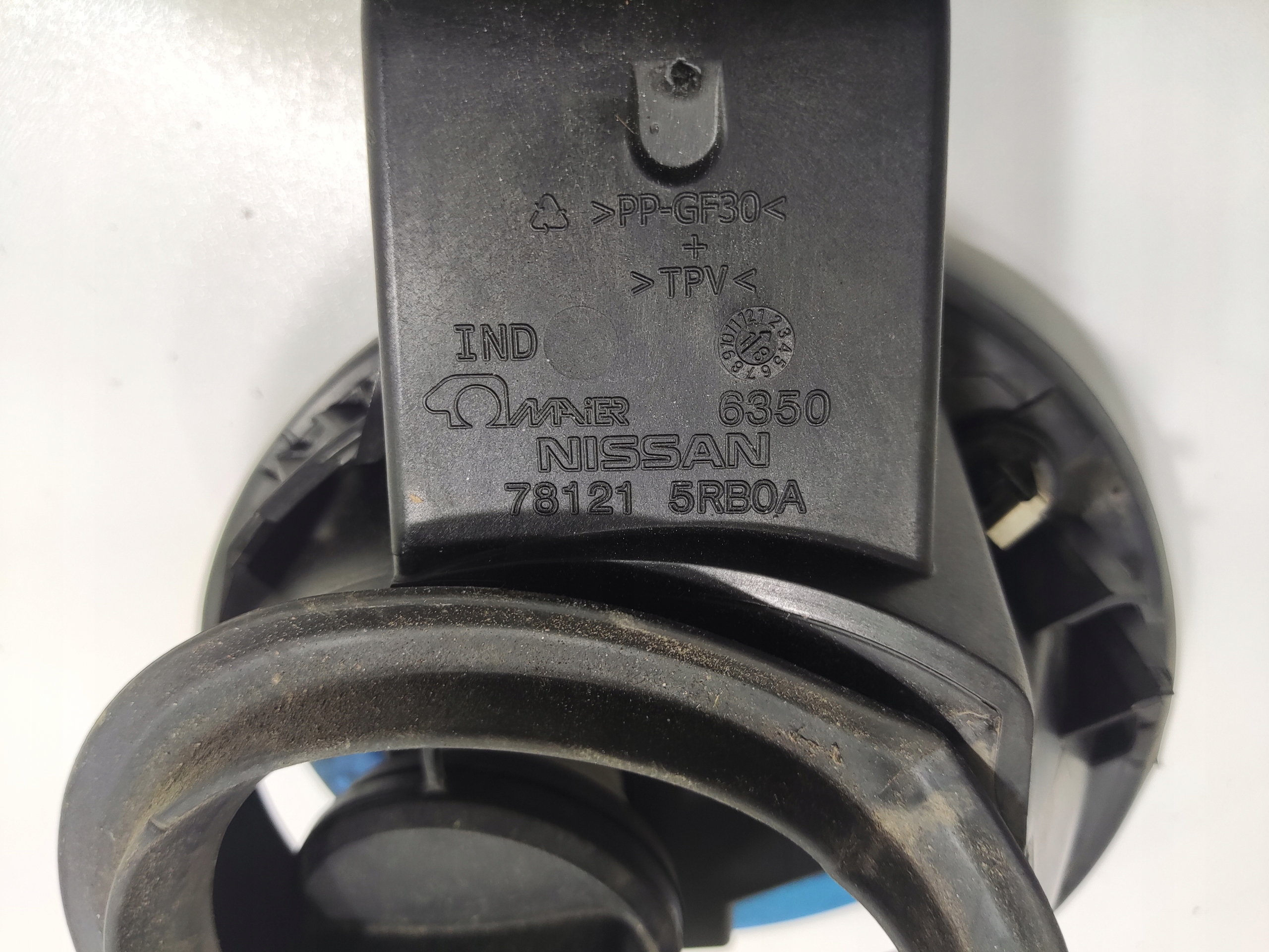 DVIERKA NADRZE NISSAN MICRA V K14 BENZIN 2016-2022 78121-5RB0A
