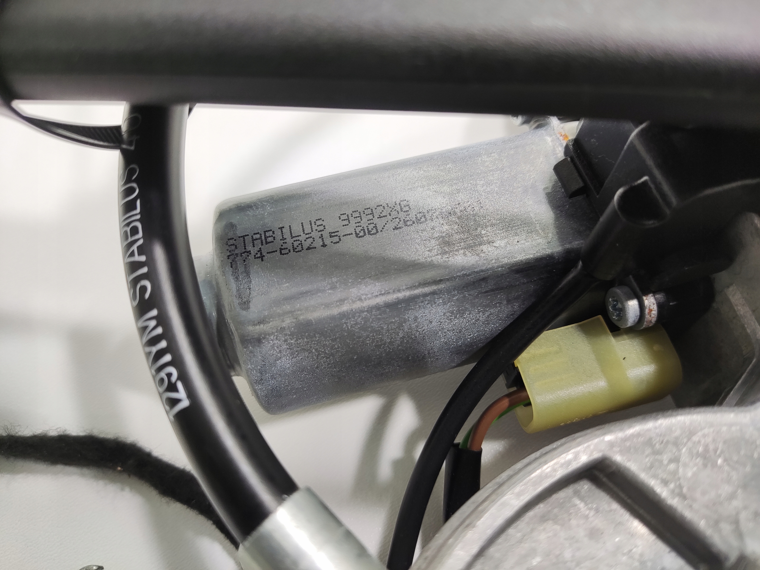MECHANIZMUSVZPERY ZADNEJ KAPOTY ELEKTRICKÉJ ZADNA CITROEN C5 III X7 9687913180 08-