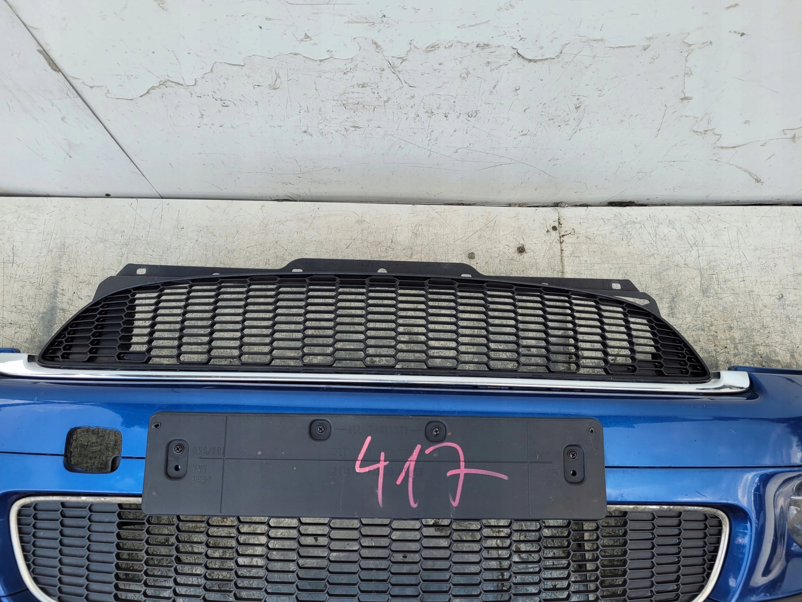 MINI R56 COOPER S PREDNÝ NÁRAZNÍK