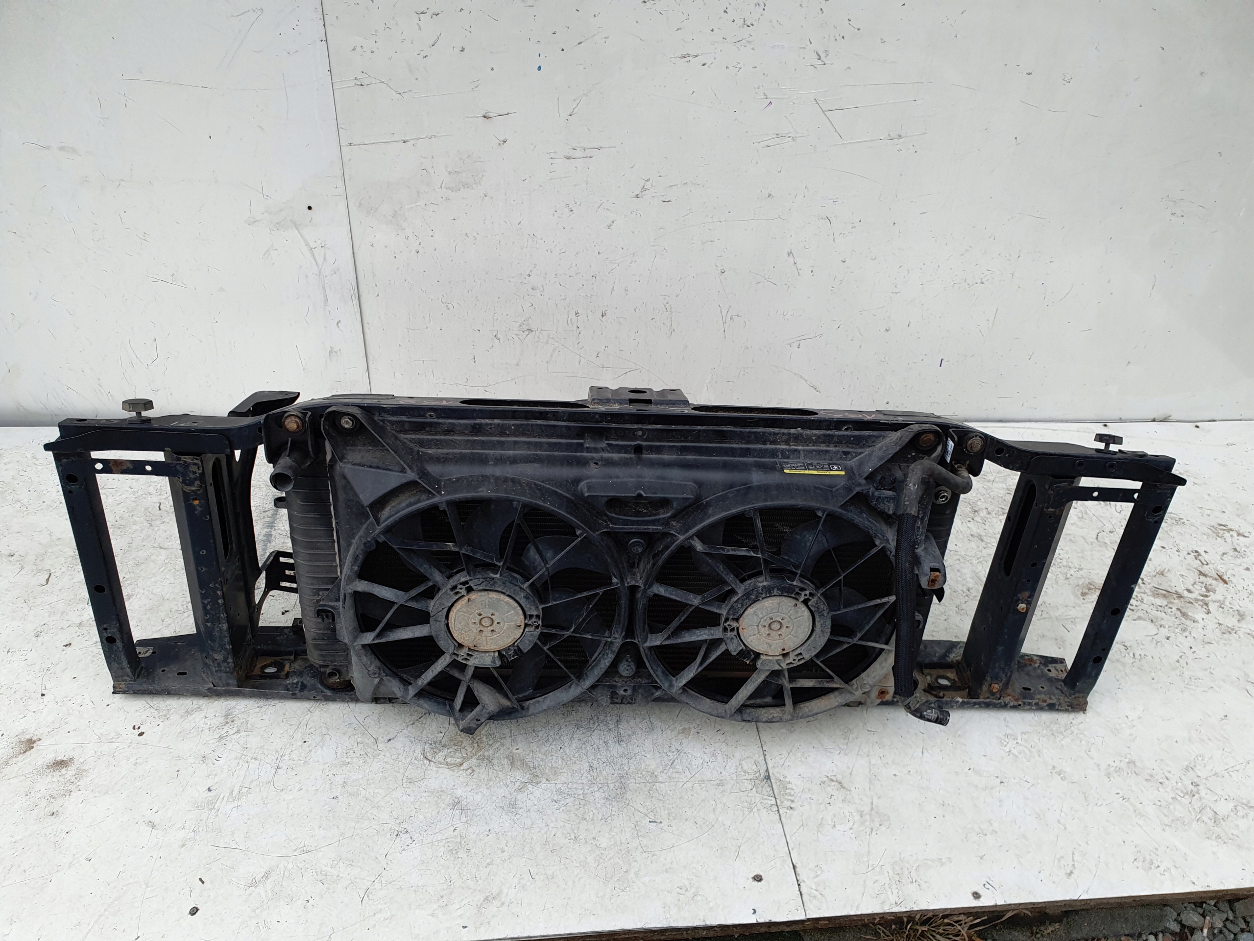 CHEVROLET SILVERADO 5.3 07-014 PREDNE CELO