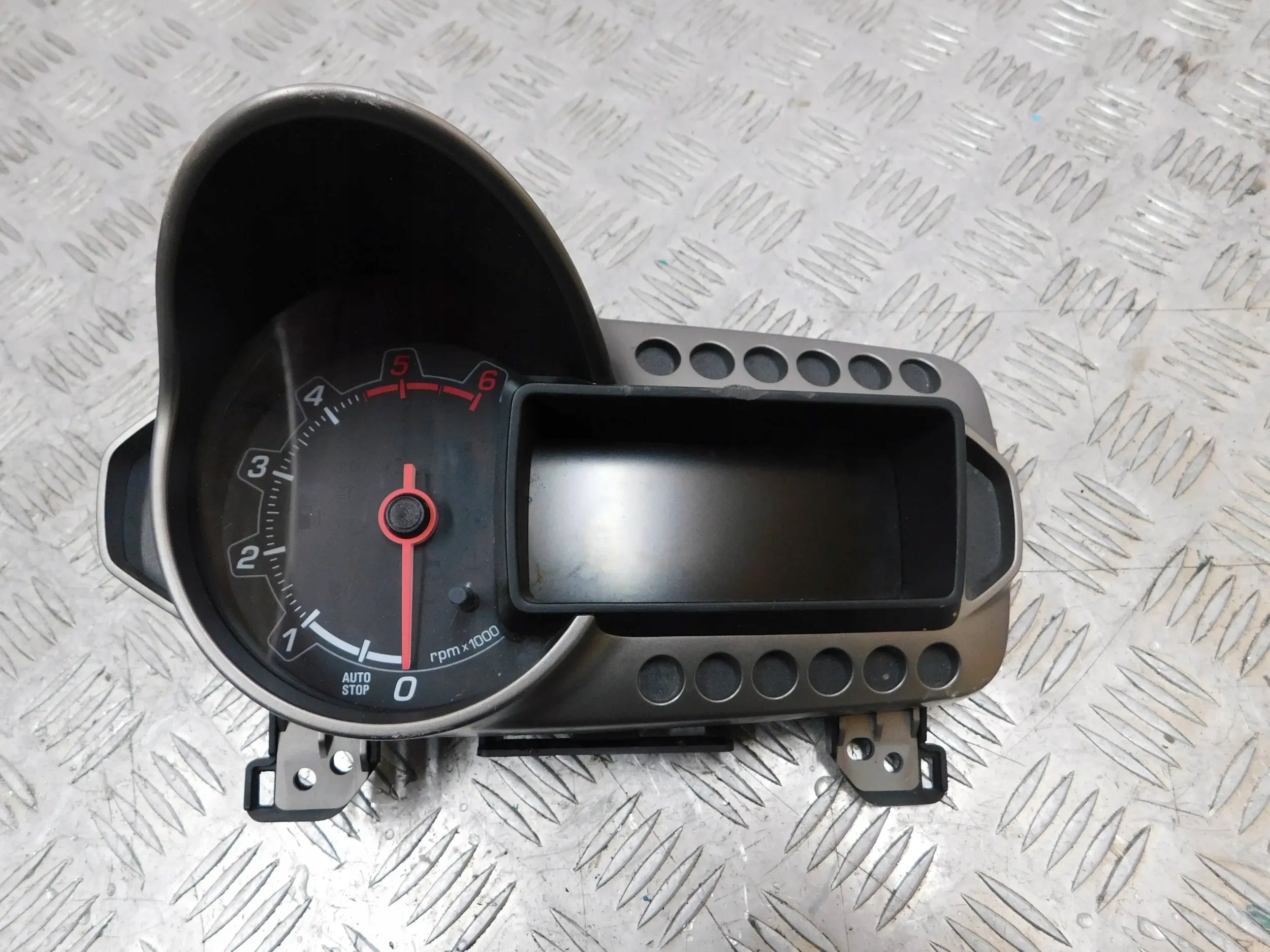 TACHOMETER BUDIKY CHEVROLET AVEO T300 1.2