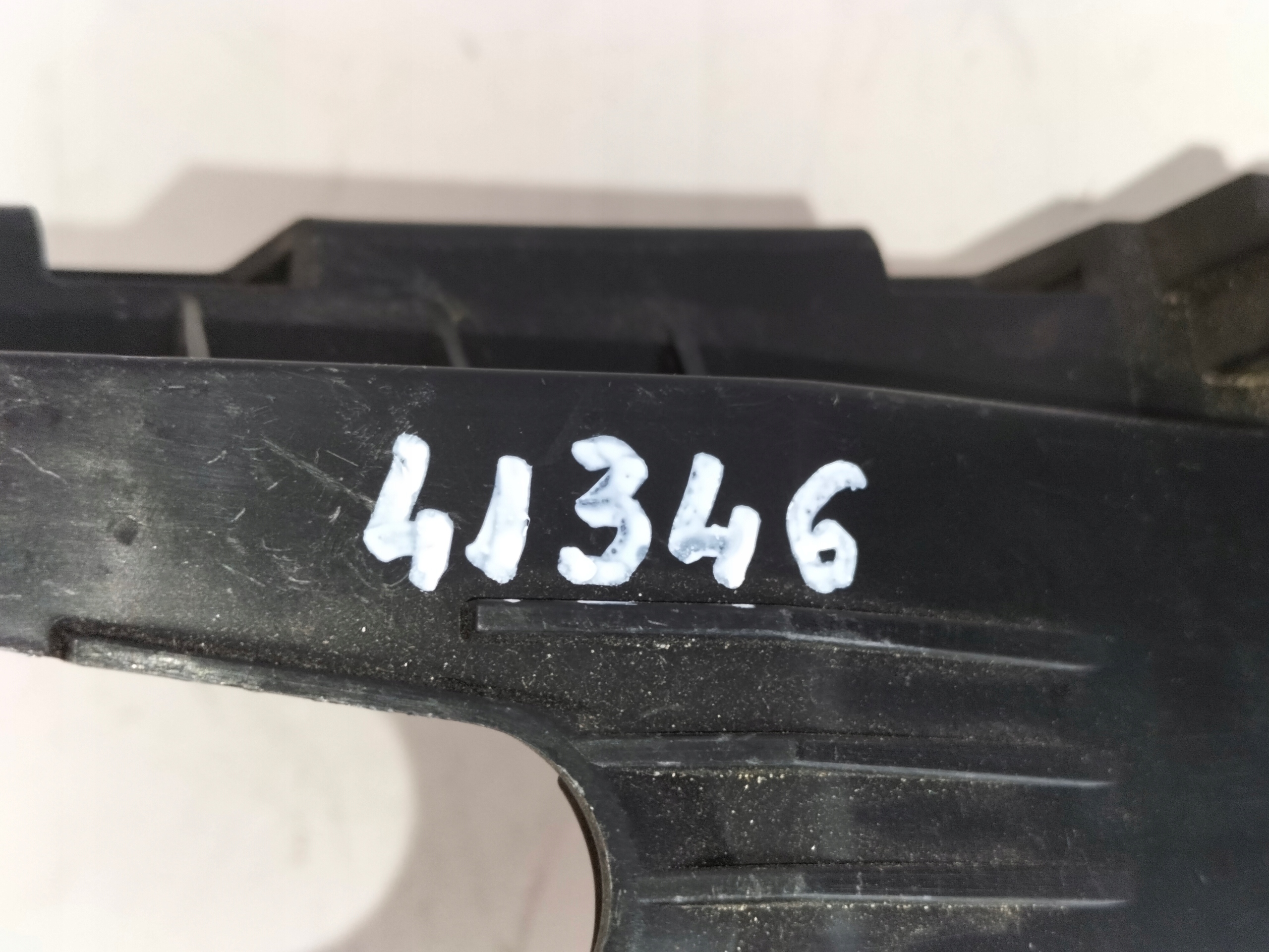 PRAVA LISTA ZADNEHO NARAZNIKA VW GOLF 8 VIII 20- HB