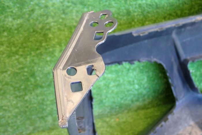 BMW I4 G26 4 M-PAKET PREDNÝ NÁRAZNÍK