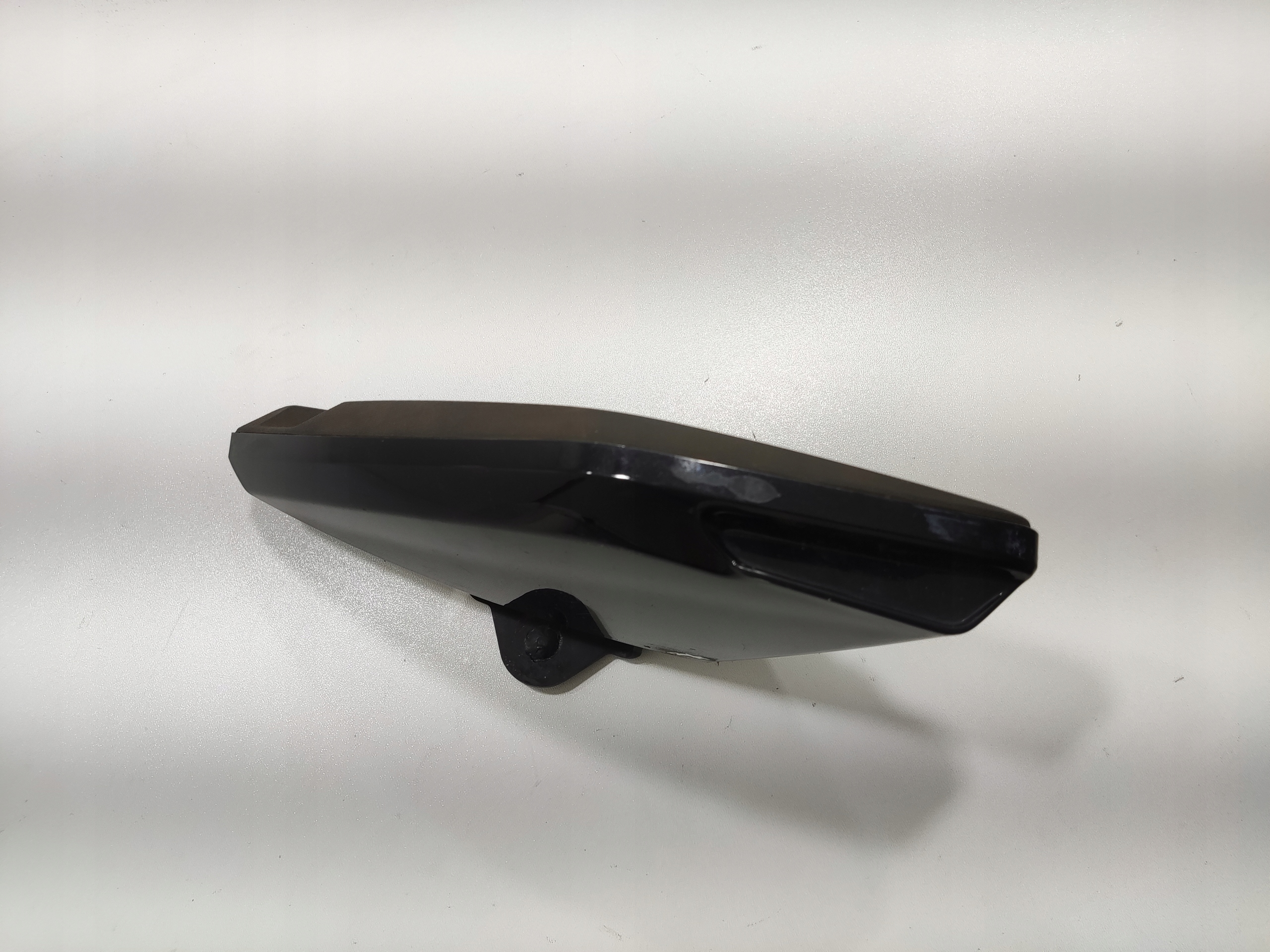 PODNÓŻEK LAVY SPOLUJAZDCA PEUGEOT METROPOLIS RS 400 2013-2018