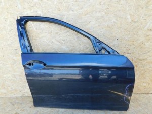 BMW F10 F11 5 PRAVE PREDNE DVERE BMW F10 F11 5 PRAVE PREDNE DVERE