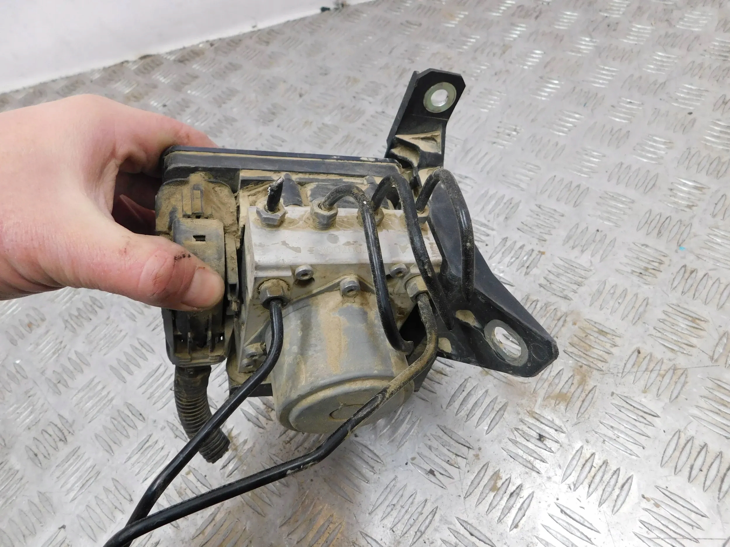 KOCKA ABS FIAT 500L 52063662