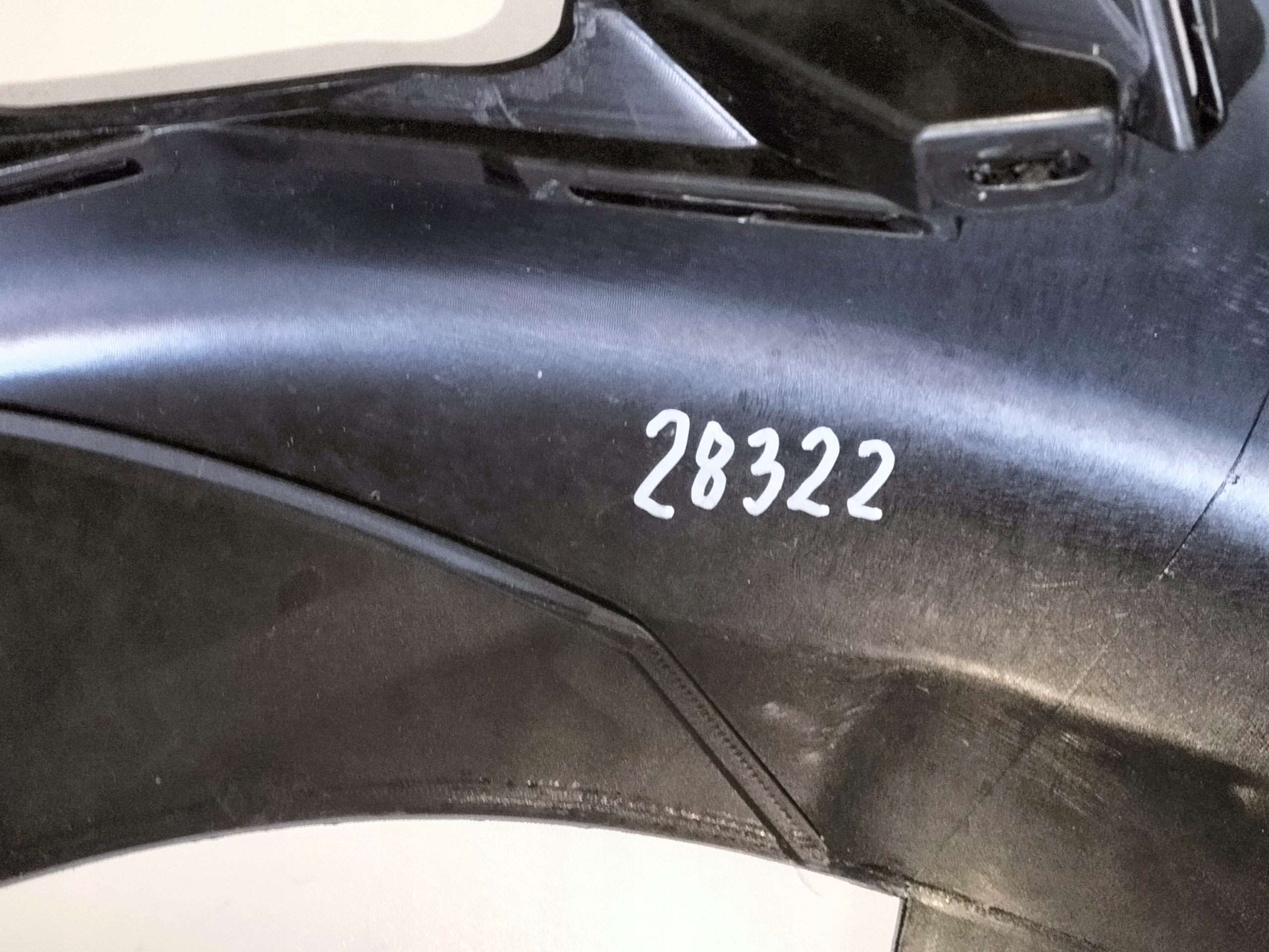 ZADNÝ NÁRAZNÍK HYUNDAI TUCSON 4 IV 20-