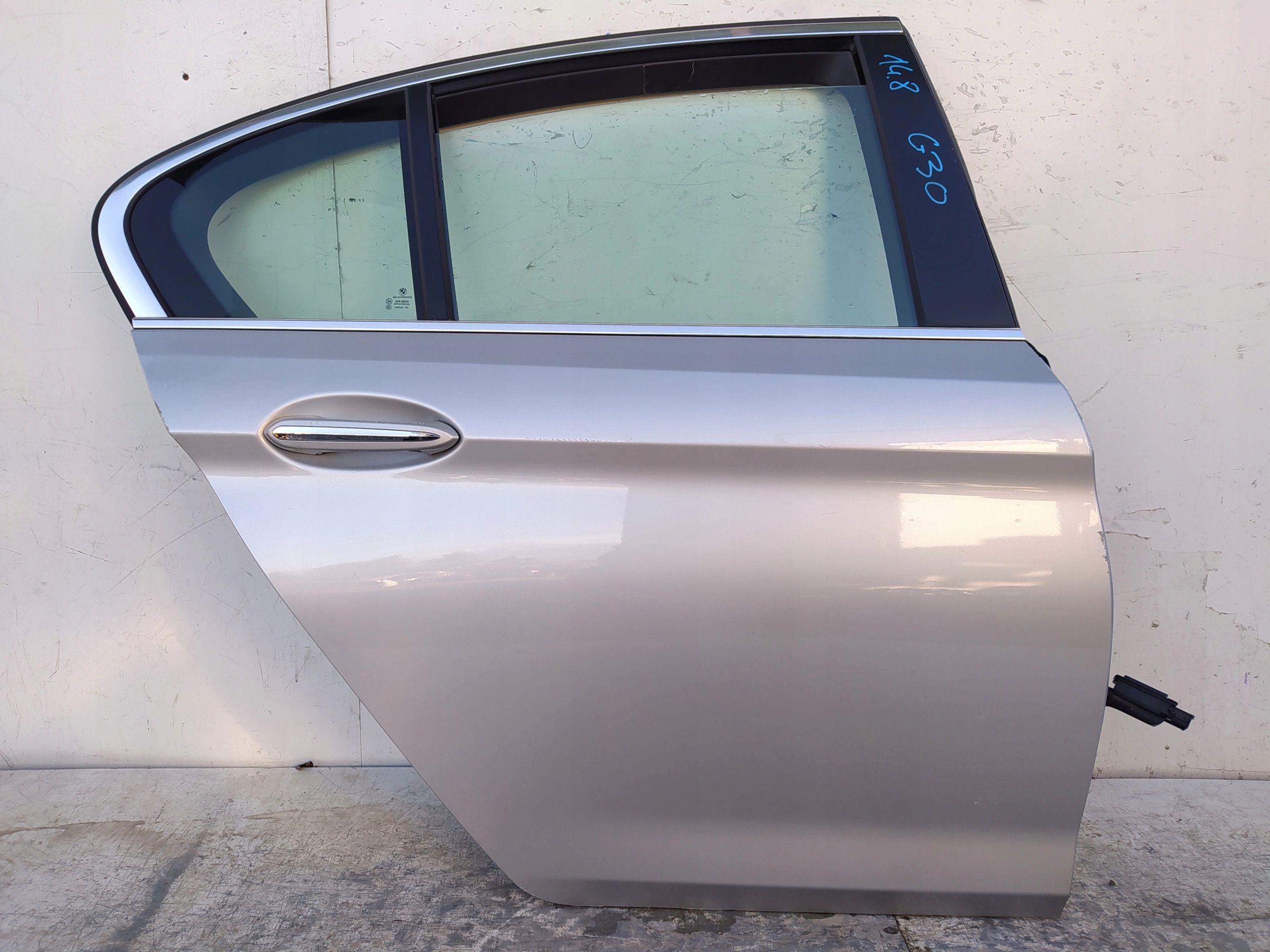 BMW 5 G30 PRAVE ZADNE DVERE