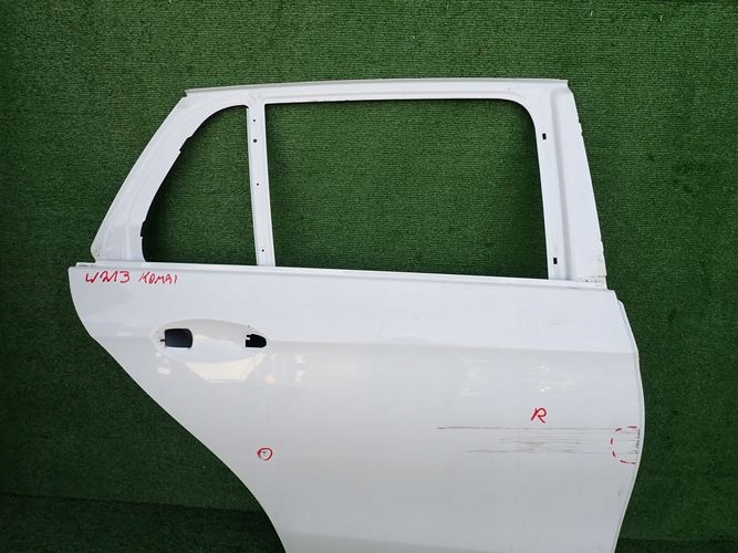 MERCEDES W213 213 E-KLASA KOMBI PRAVE ZADNE DVERE