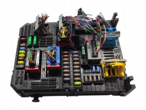 MODUL BSI POISTKOVA SKRINKA CITROEN C3 III 2020-2024 LIFT 9847402180 MODUL BSI POISTKOVA SKRINKA CITROEN C3 III 2020-2024 LIFT 9847402180