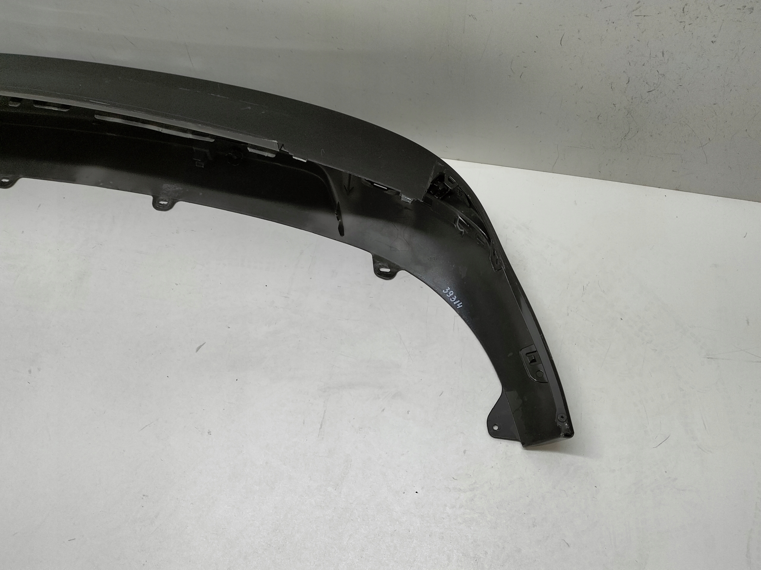 ZADNÝ NÁRAZNÍK RENAULT CLIO 4 IV 12- KOMBI
