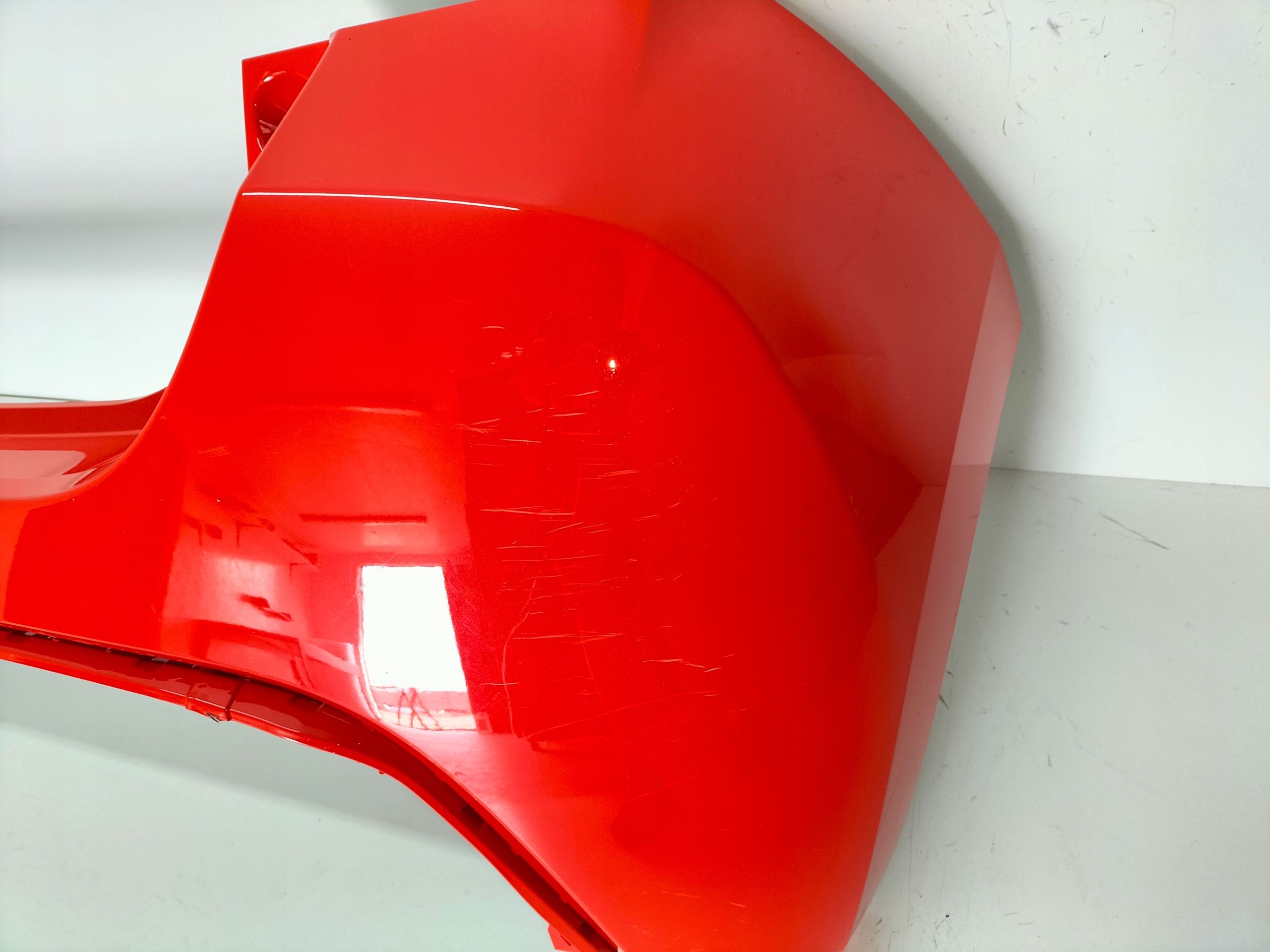 ZADNÝ NÁRAZNÍK TOYOTA YARIS IV 20-