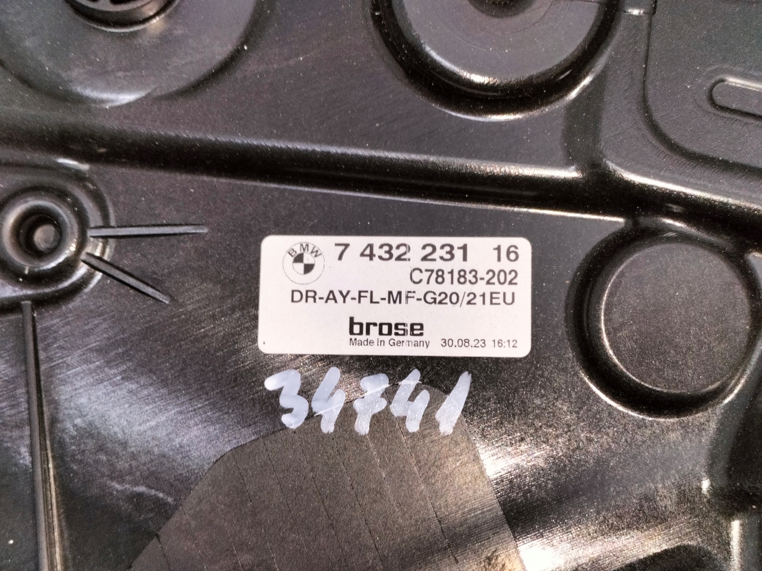 LAVE PREDNE STAHOVANIE OKNA BMW 3 G20 G21 19-