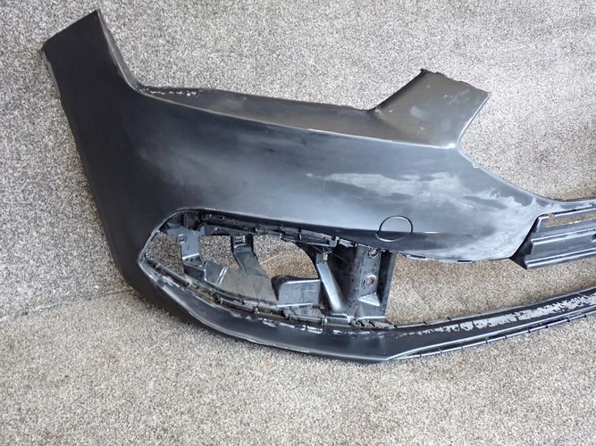 SEAT LEON IV PREDNÝ NÁRAZNÍK