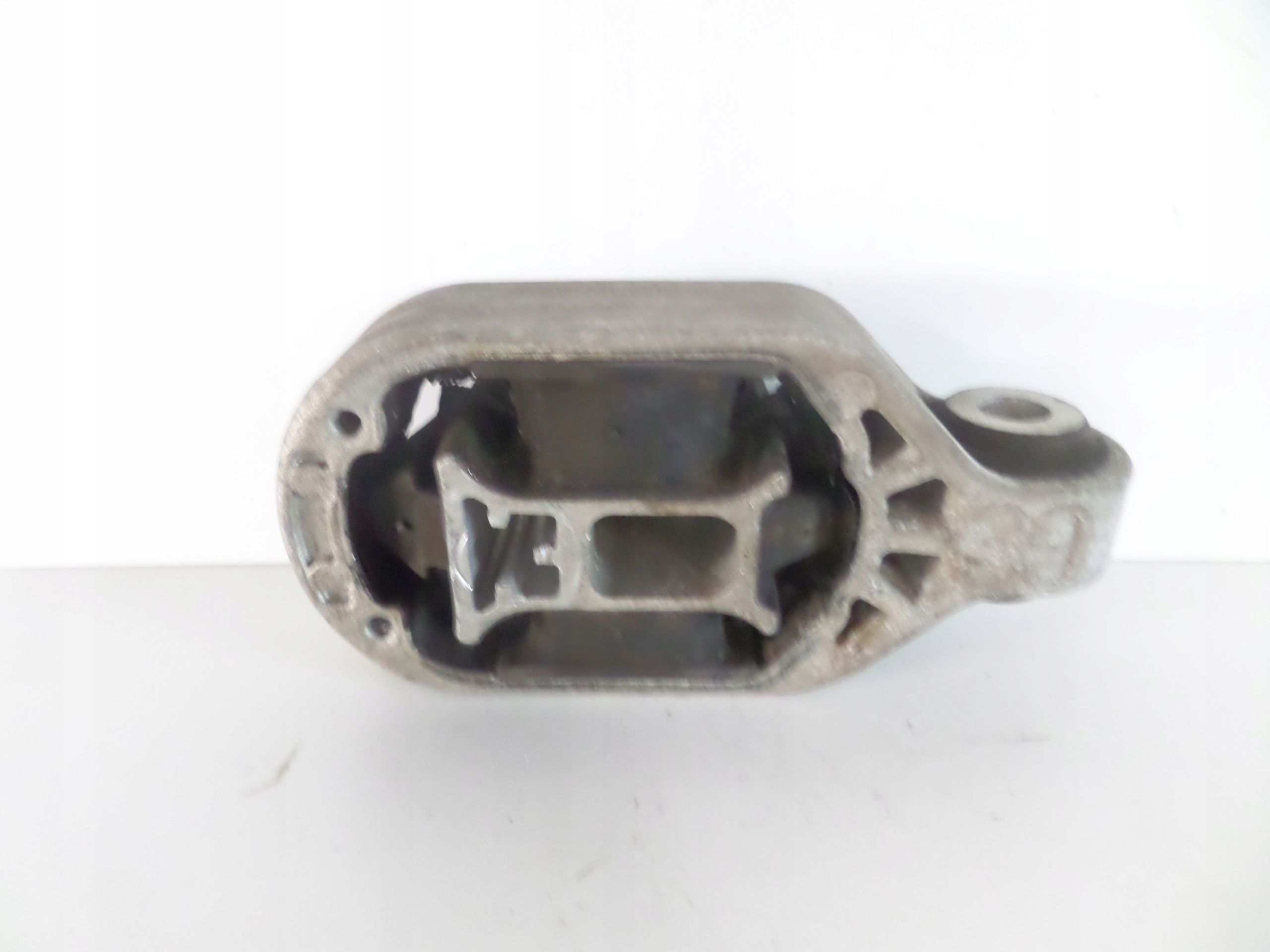 SILENBLOK DRZIAK MOTORA MEGANE III 08- SCENIC III 09- DCI