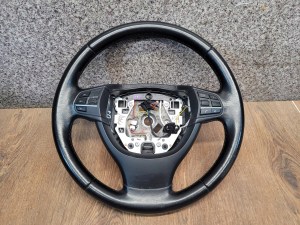 BMW 5 F10 F11 VOLANT MULTIFUNKCIA BMW 5 F10 F11 VOLANT MULTIFUNKCIA