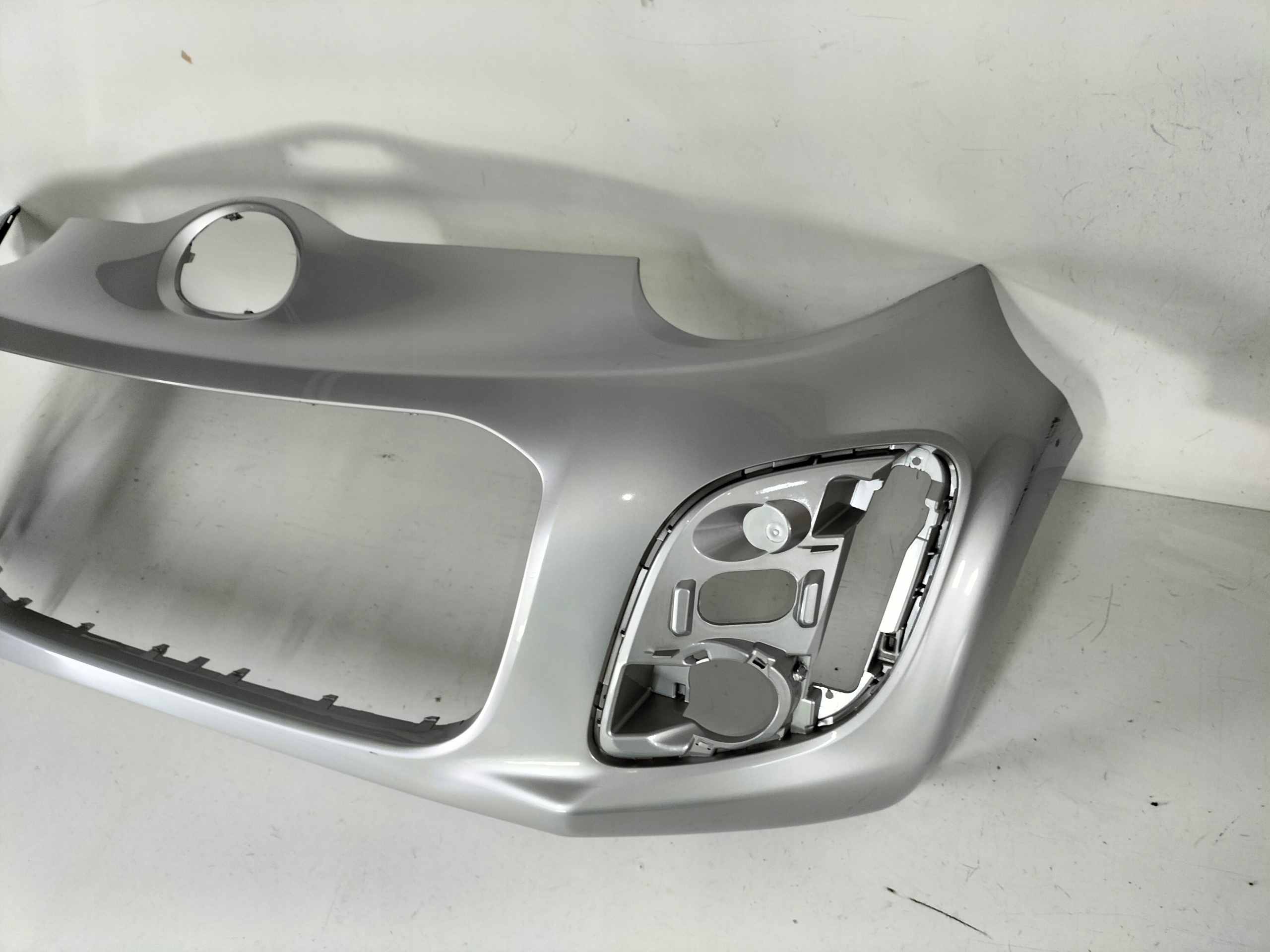 PREDNÝ NÁRAZNÍK CITROEN C1 LIFT 12-14