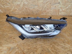 TOYOTA YARIS IV FULL LED 20- PRAVE PREDNE SVETLO TOYOTA YARIS IV FULL LED 20- PRAVE PREDNE SVETLO