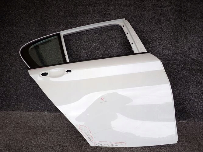 BMW F20 1 PRAVE ZADNE DVERE