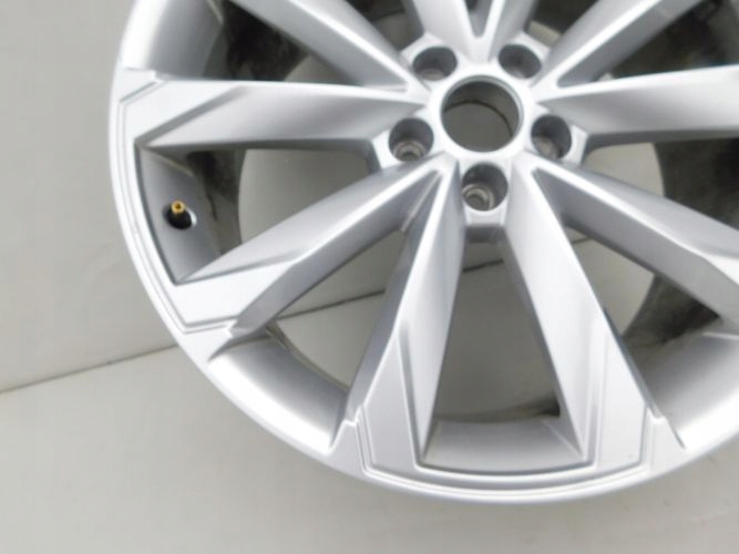 AUDI A6 C8 8,5Jx20 ET37 HLINÍKOVÝ DISK