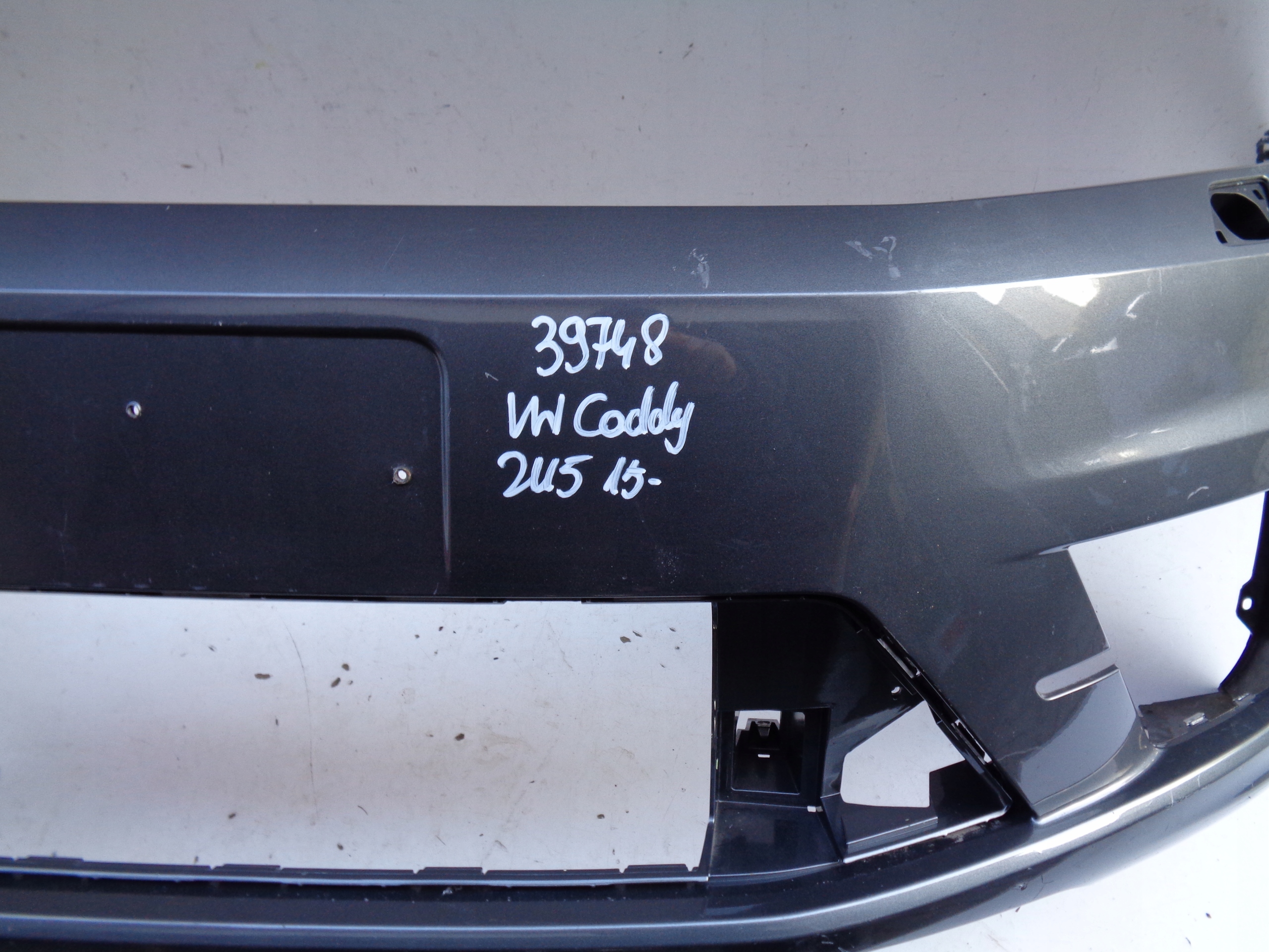 PREDNÝ NÁRAZNÍK VW CADDY 2K 2K5 15- NR 39748