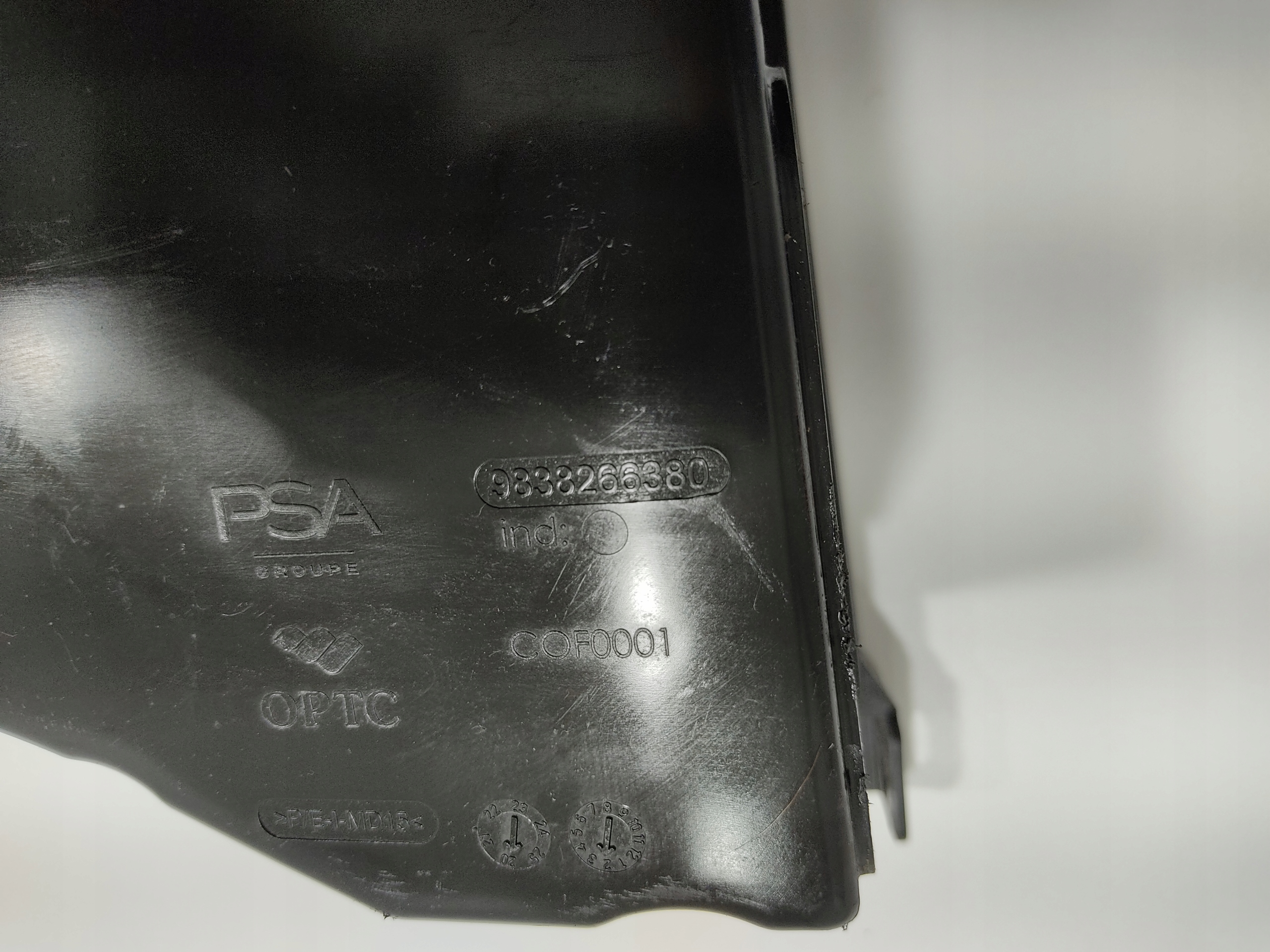 POISTKOVA SKRINKA CITROEN AMI 9838266380 2020-2024