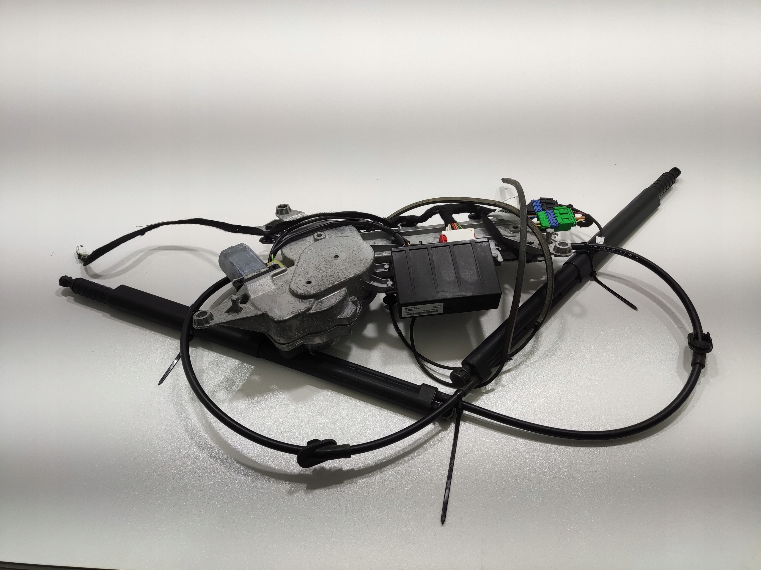 MECHANIZMUSVZPERY ZADNEJ KAPOTY ELEKTRICKÉJ ZADNA CITROEN C5 III X7 9687913180 08-