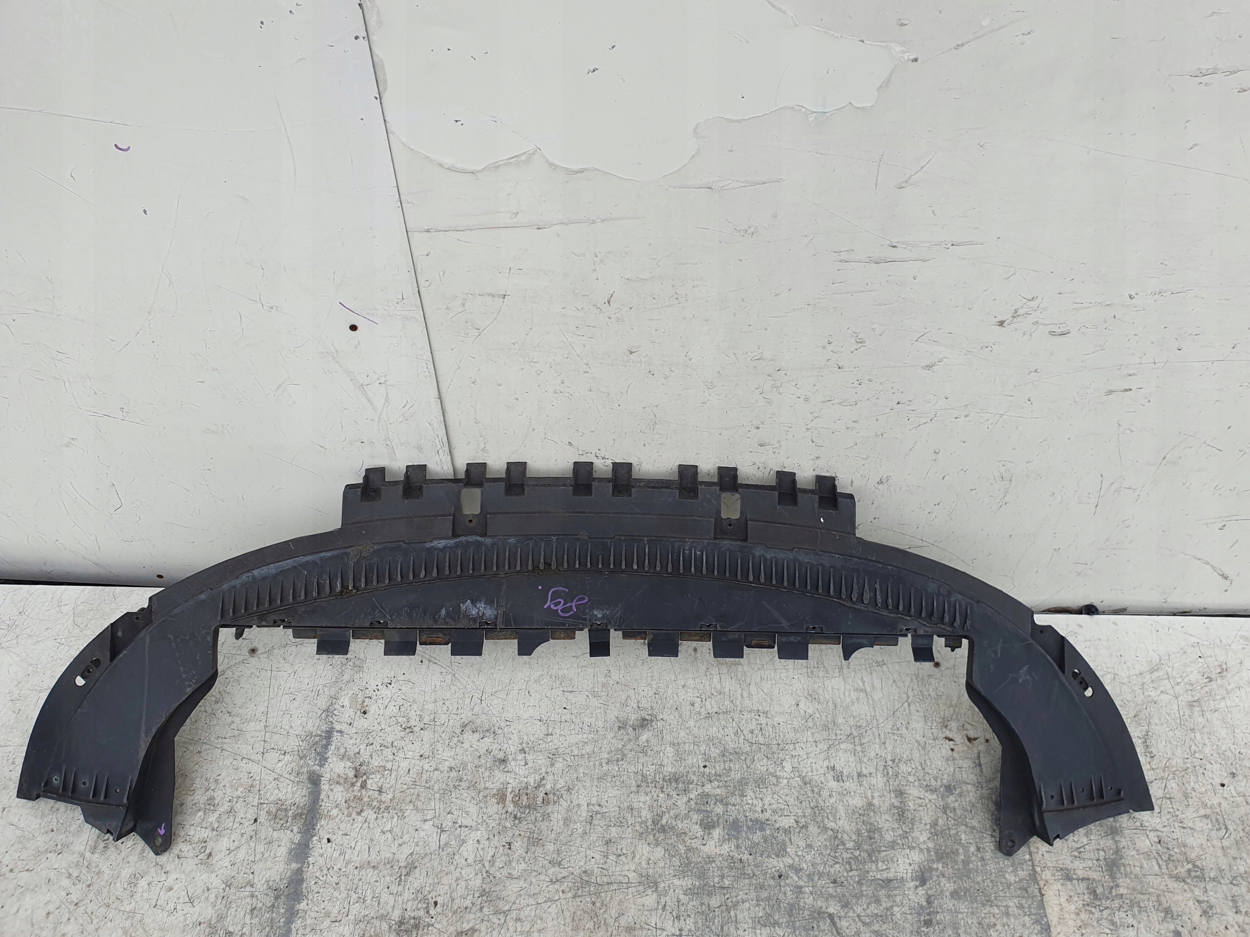 VOLVO S40 V50 SPODNÝ KRYT PREDNÉHO NÁRAZNÍKA 30744925