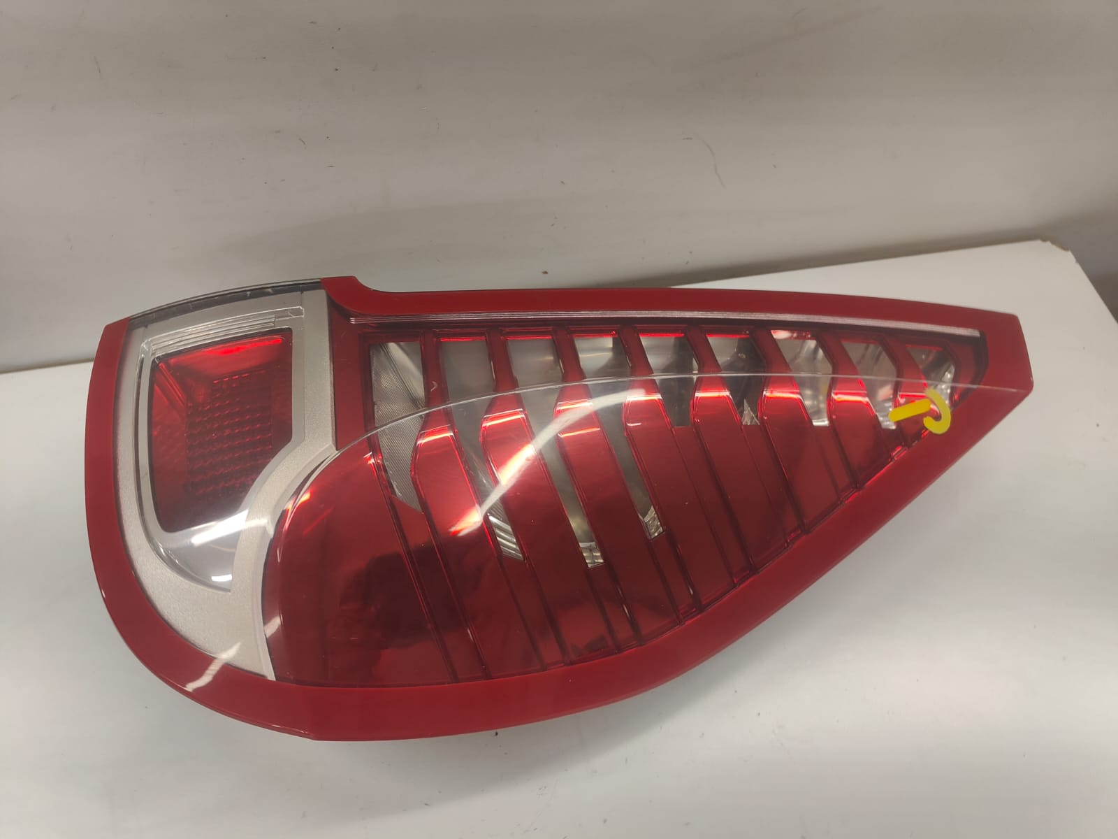 Renault scenic III 265500013R PRAVE ZADNE SVETLO