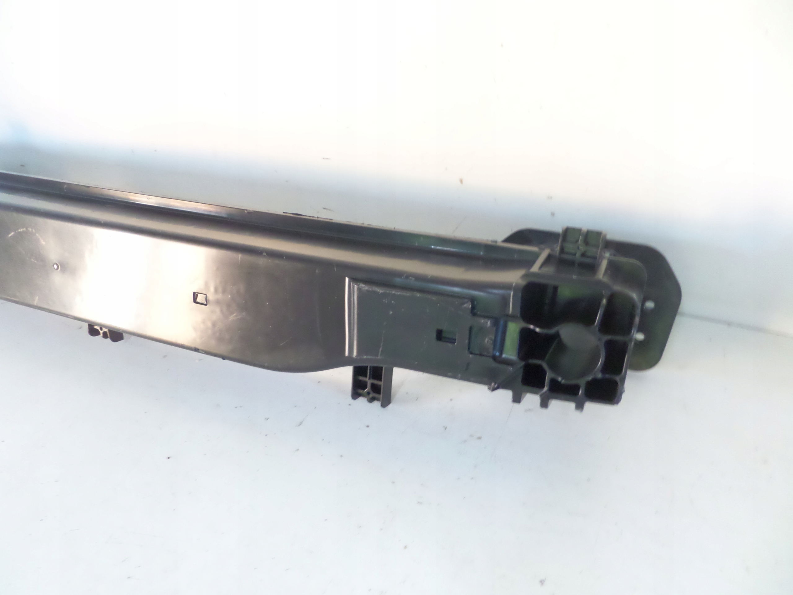 ZADNA VYSTUHA HYUNDAI SANTA FE IV 18-