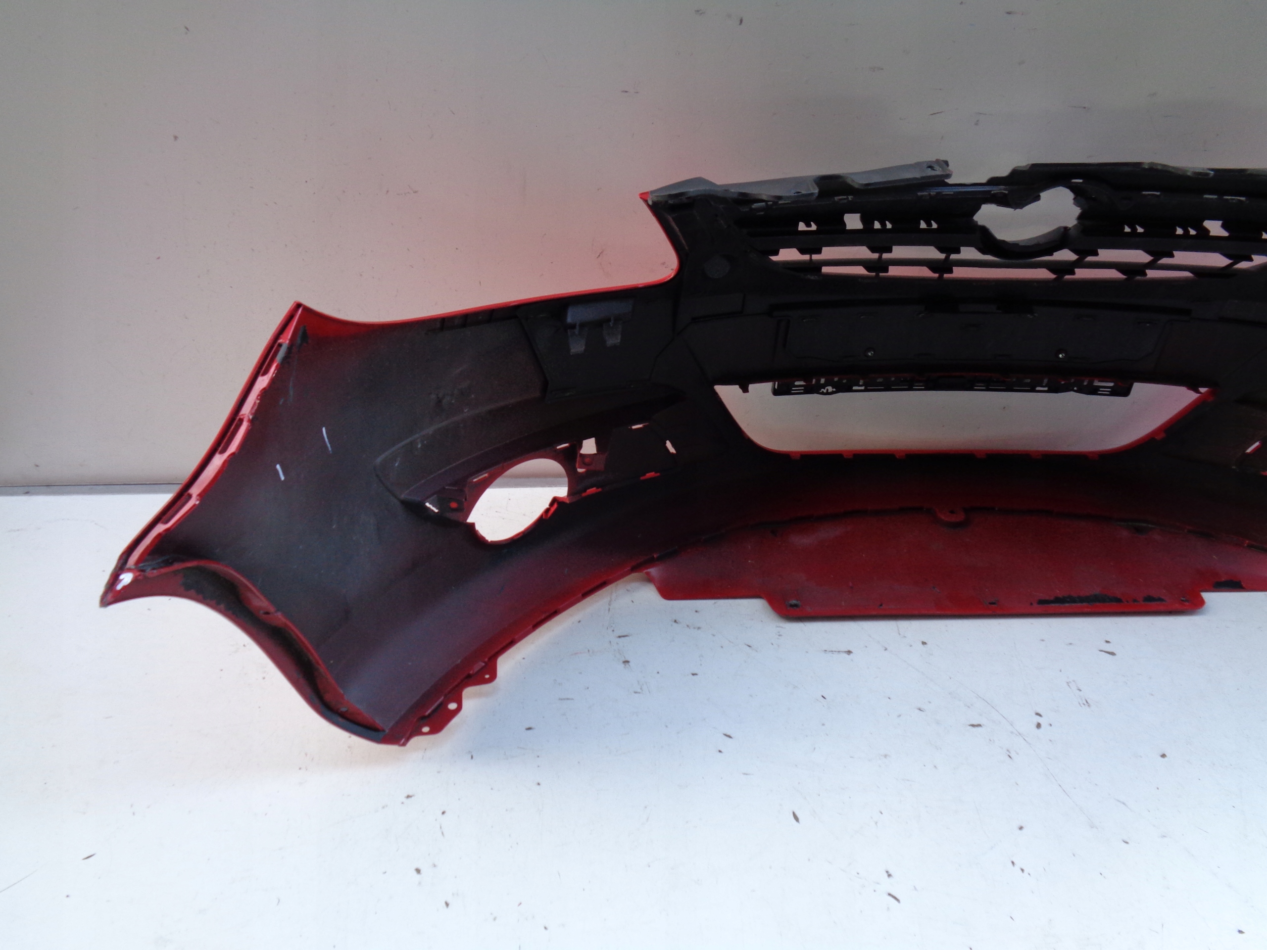 PREDNÝ NÁRAZNÍK OPEL CORSA D 06-11 NR 37711