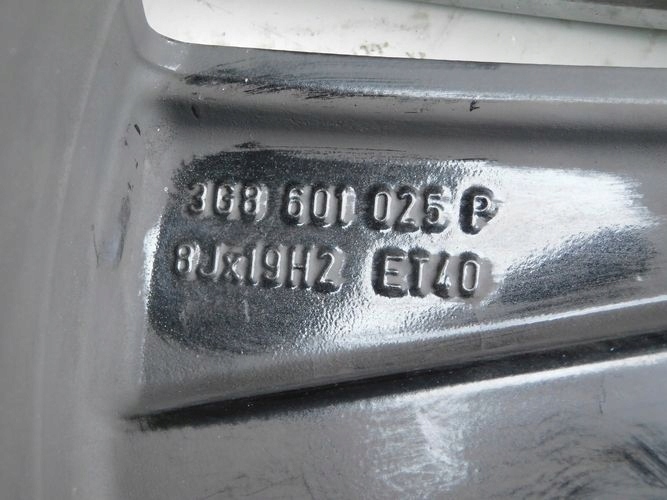 PASSAT  B8 ARTEON 8Jx19 ET40 5×112 HLINIKOVY DISK ELEKTRON