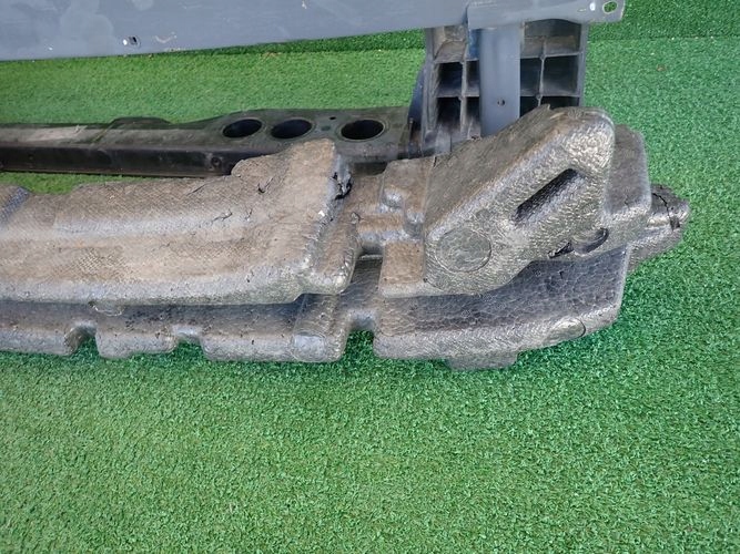 HYUNDAI TUCSON III 15- PREDNÉ PÁS