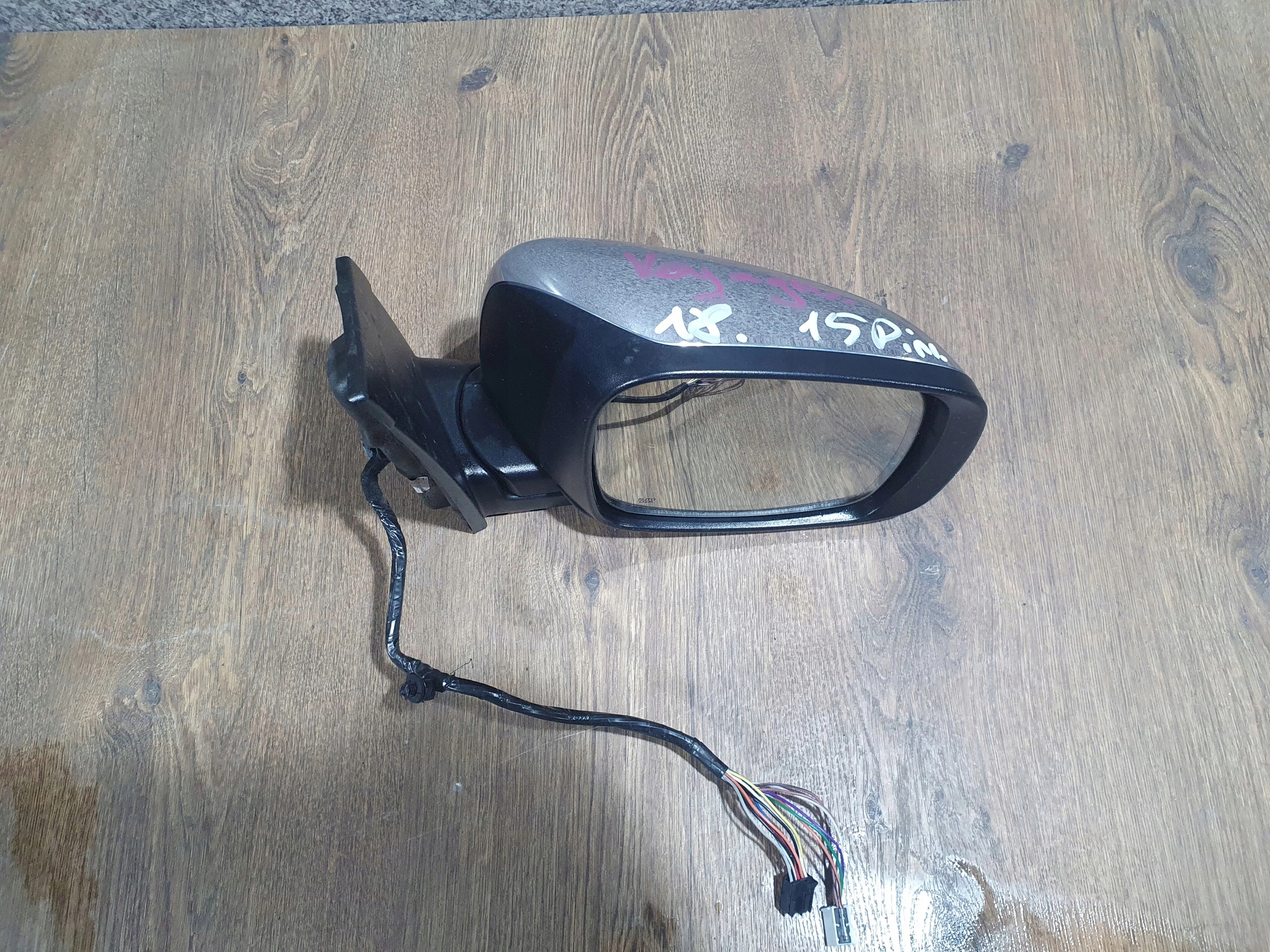 CHRYSLER GRAND VOYAGER PRAVE ZRKADLO 15 PIN